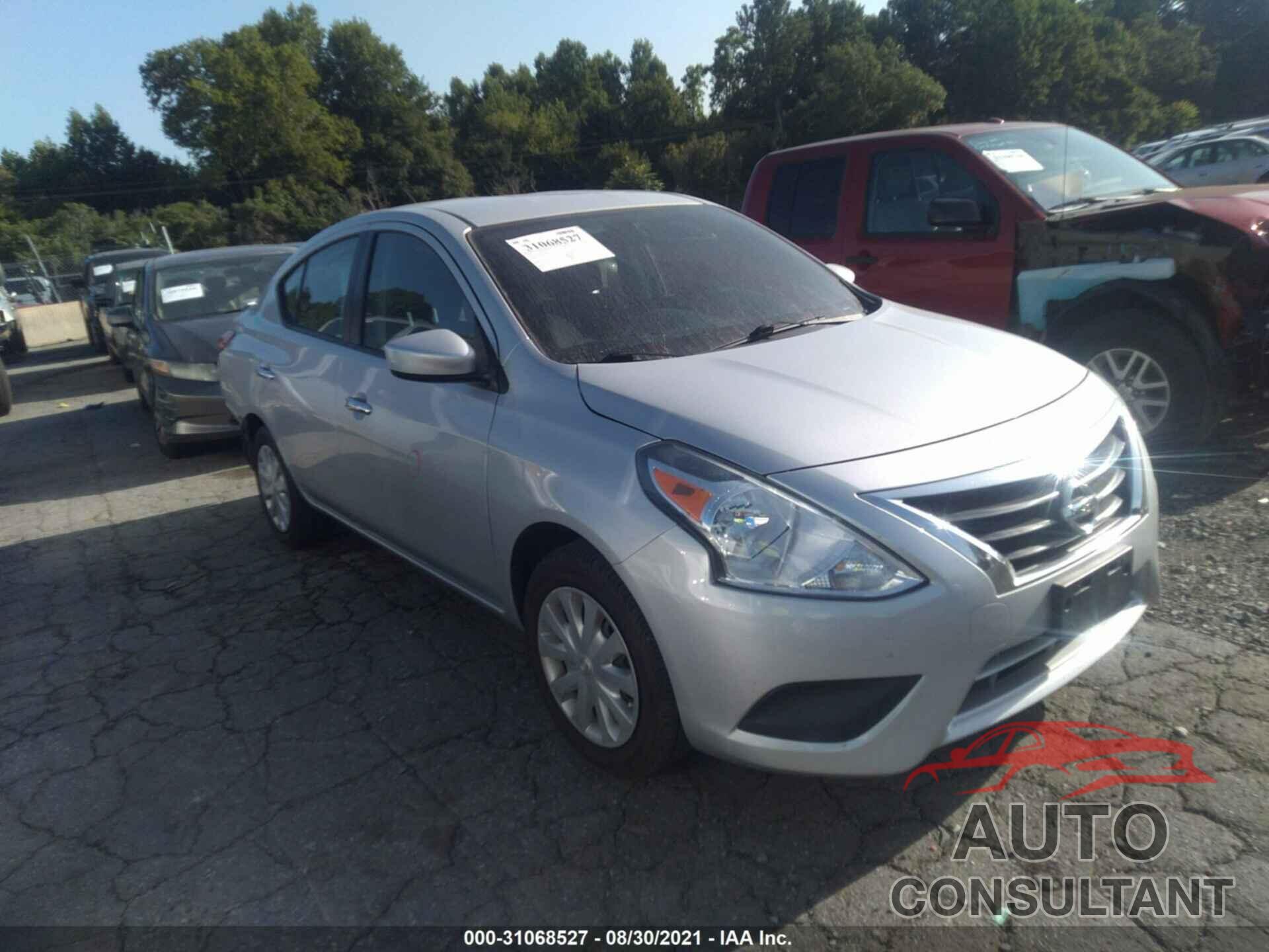 NISSAN VERSA 2016 - 3N1CN7AP7GL832356