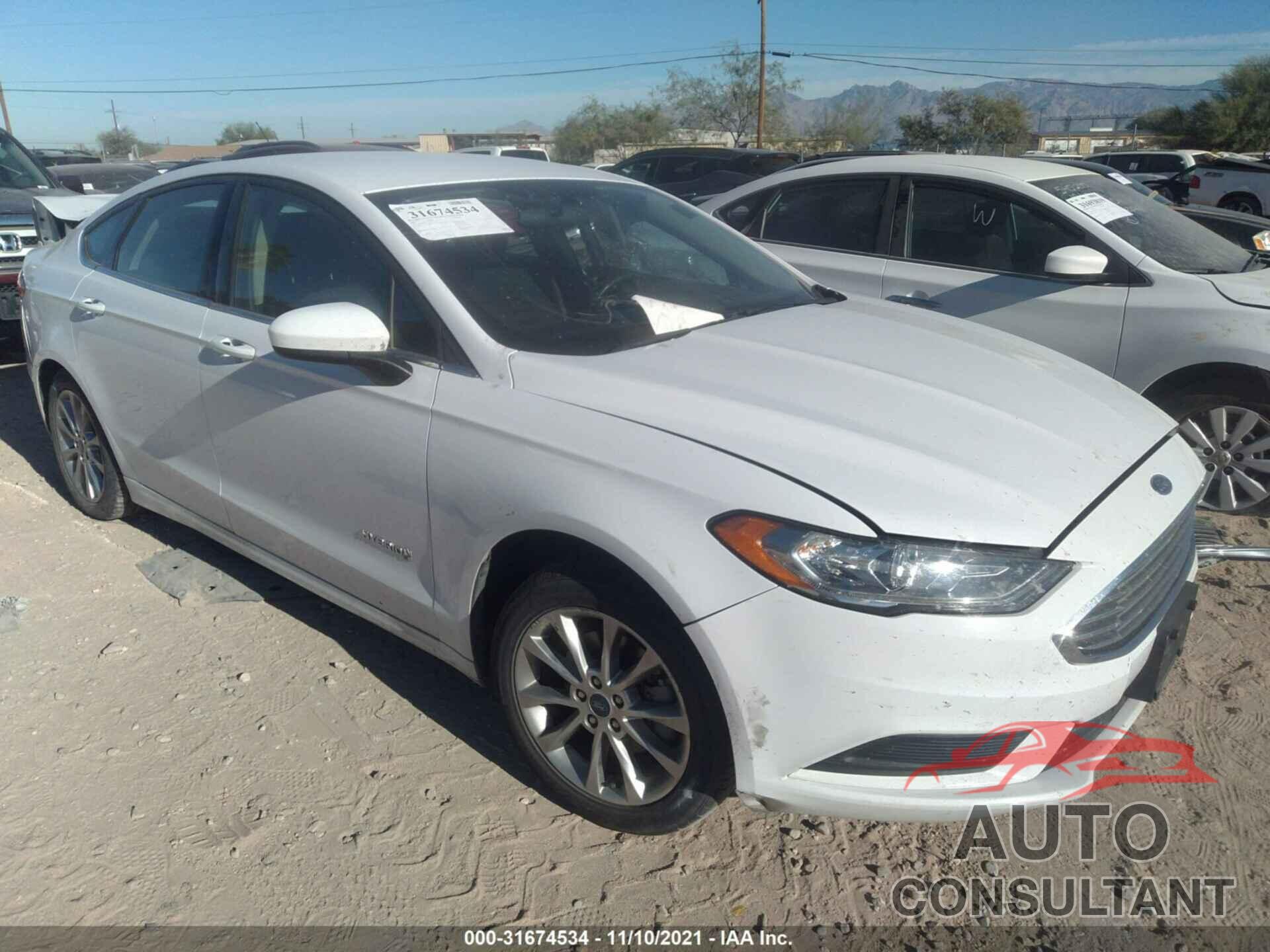 FORD FUSION 2017 - 3FA6P0LU7HR315352