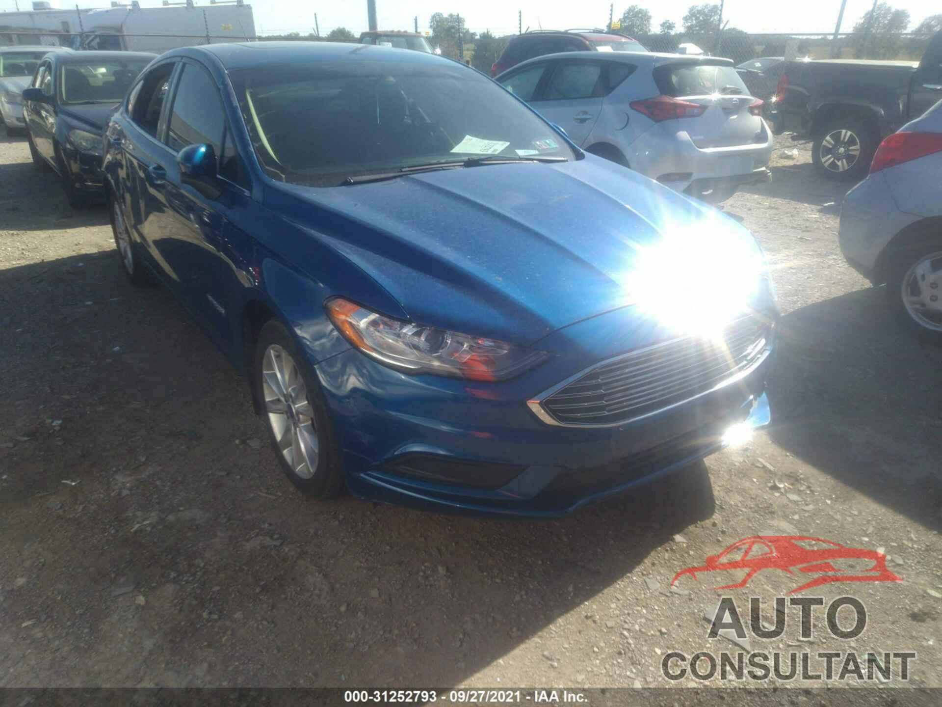 FORD FUSION 2017 - 3FA6P0LU8HR286394