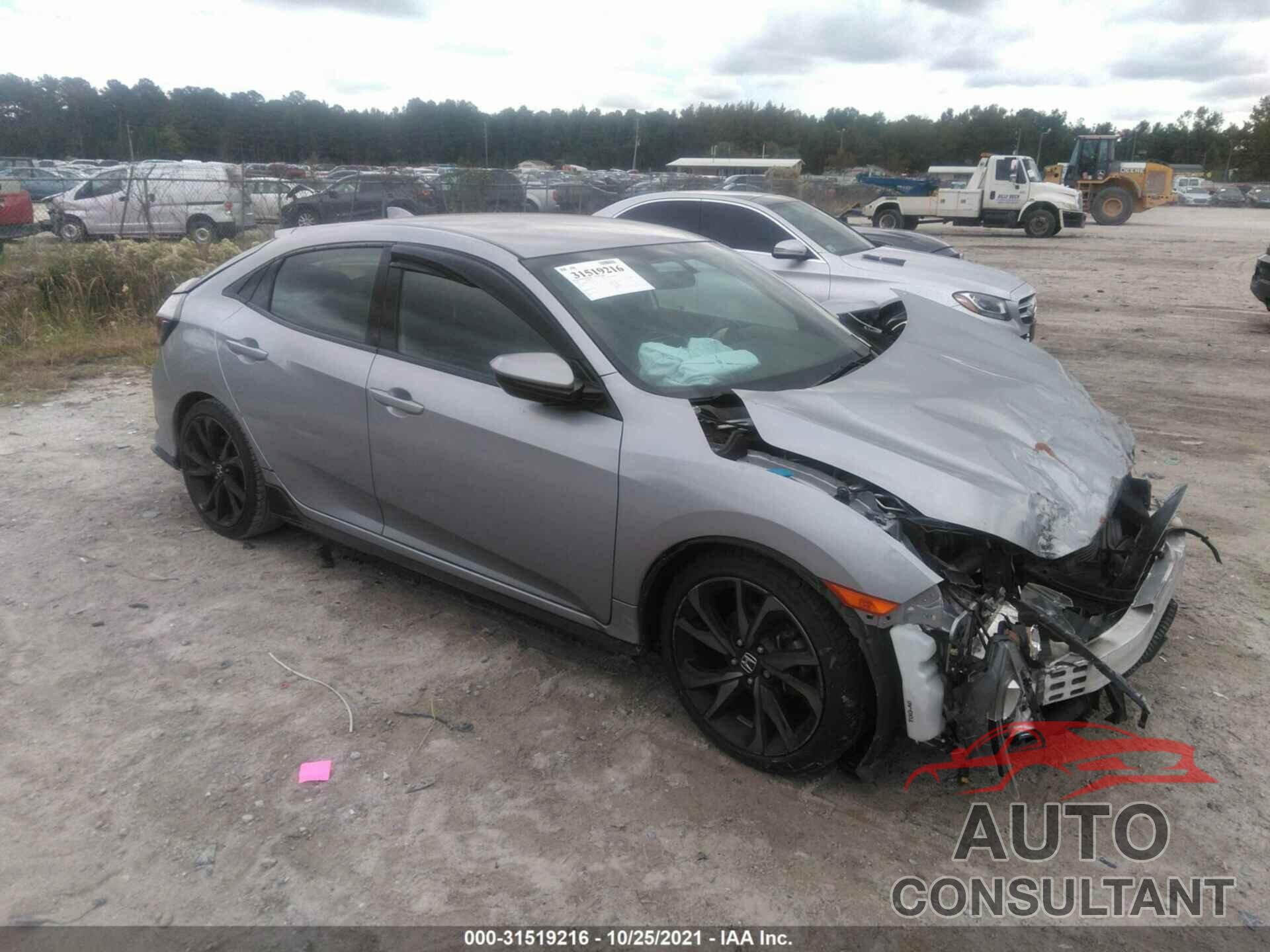 HONDA CIVIC HATCHBACK 2017 - SHHFK7G48HU204367