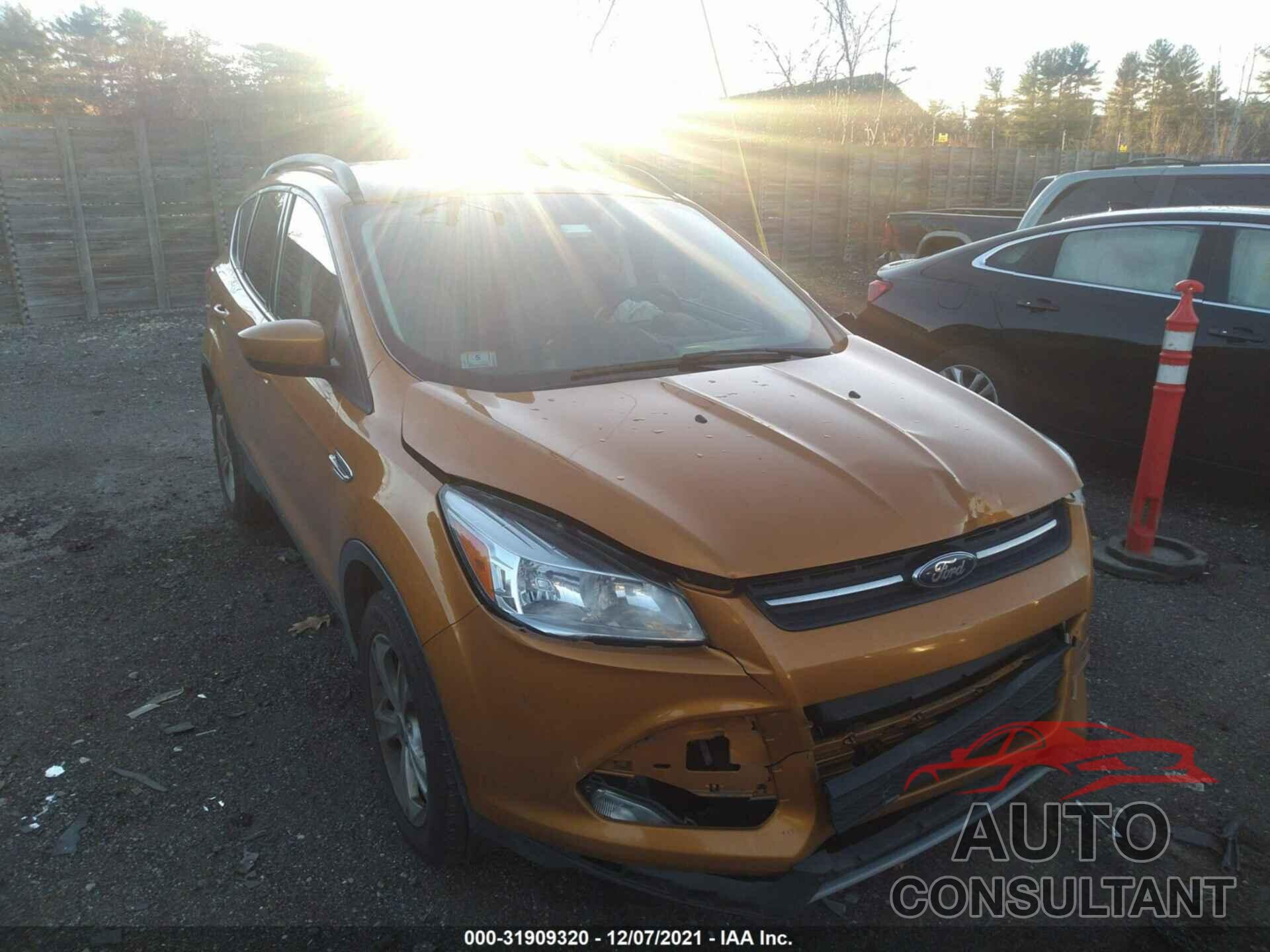 FORD ESCAPE 2016 - 1FMCU9GXXGUC82543