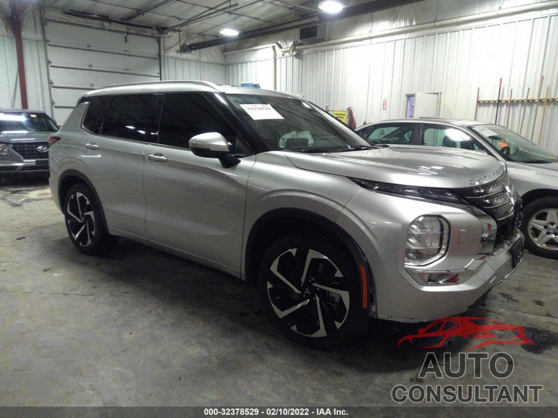 MITSUBISHI OUTLANDER 2022 - JA4J4VA83NZ017396
