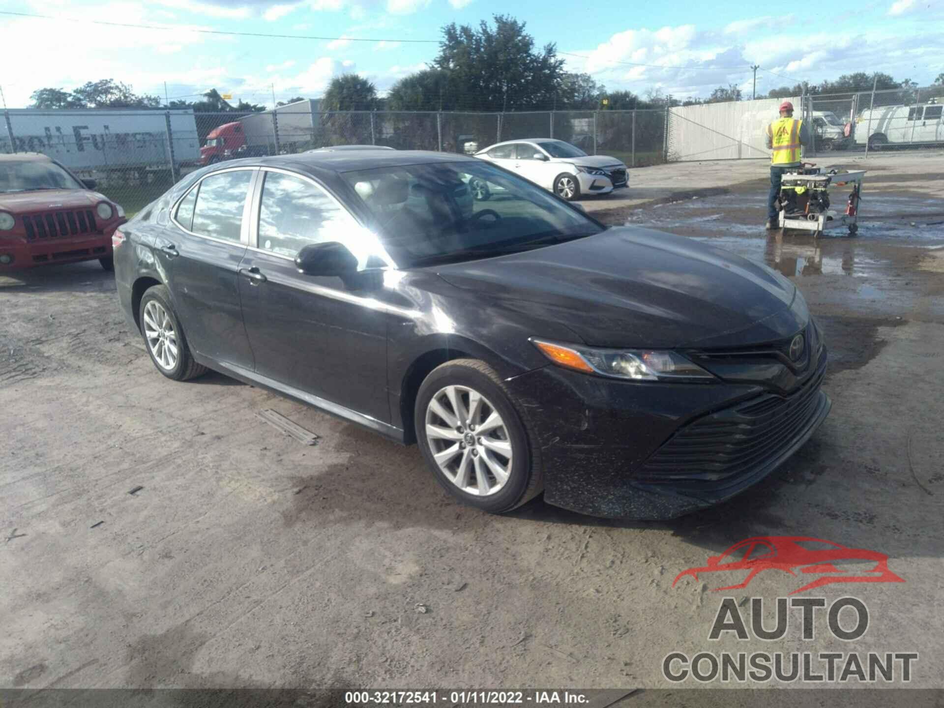 TOYOTA CAMRY 2020 - 4T1C11AK2LU927624