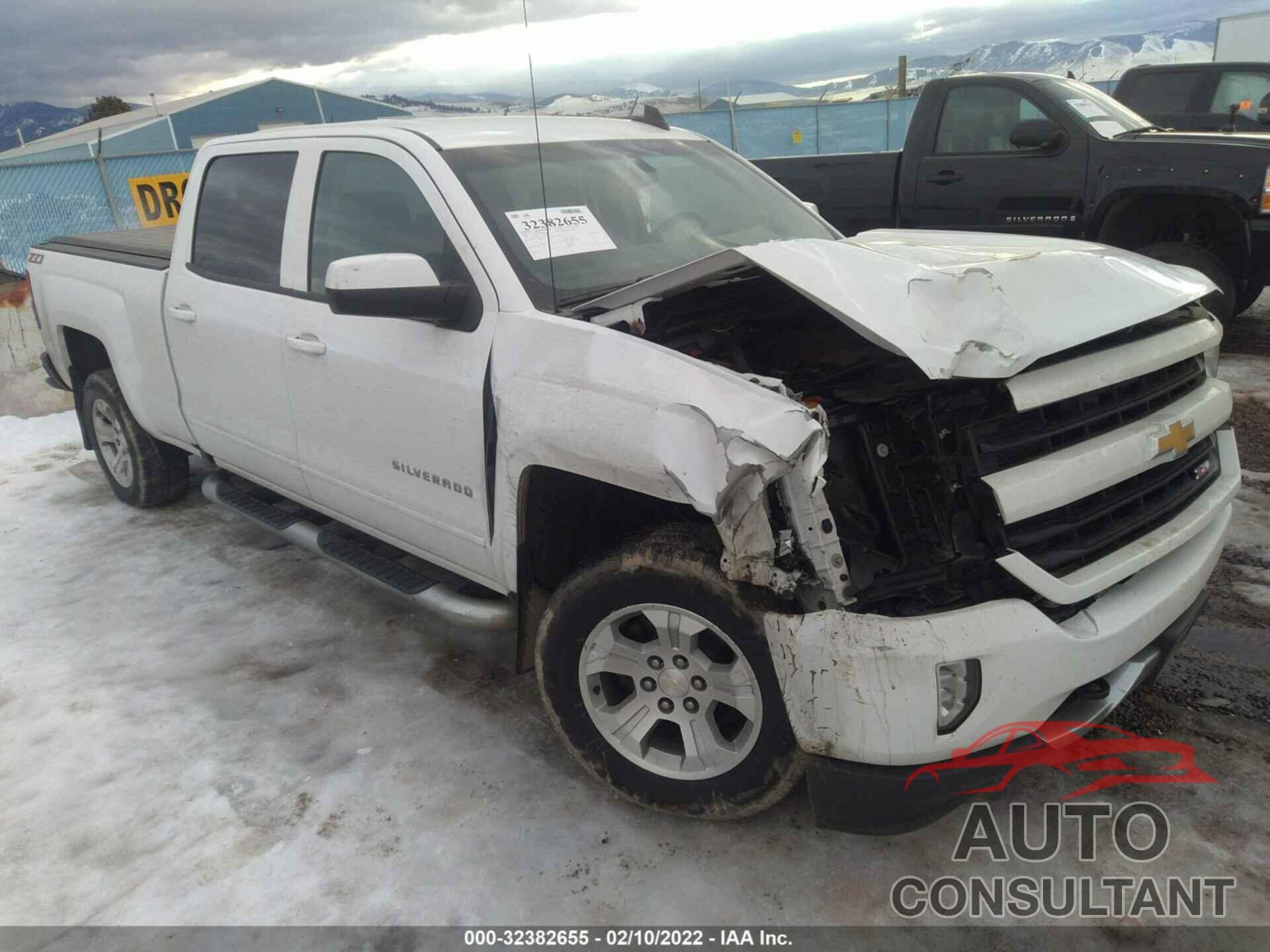 CHEVROLET SILVERADO 1500 2018 - 3GCUKREC2JG391099