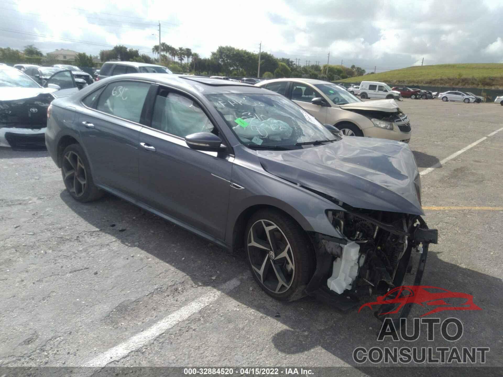 VOLKSWAGEN PASSAT 2021 - 1VWMA7A39MC006316