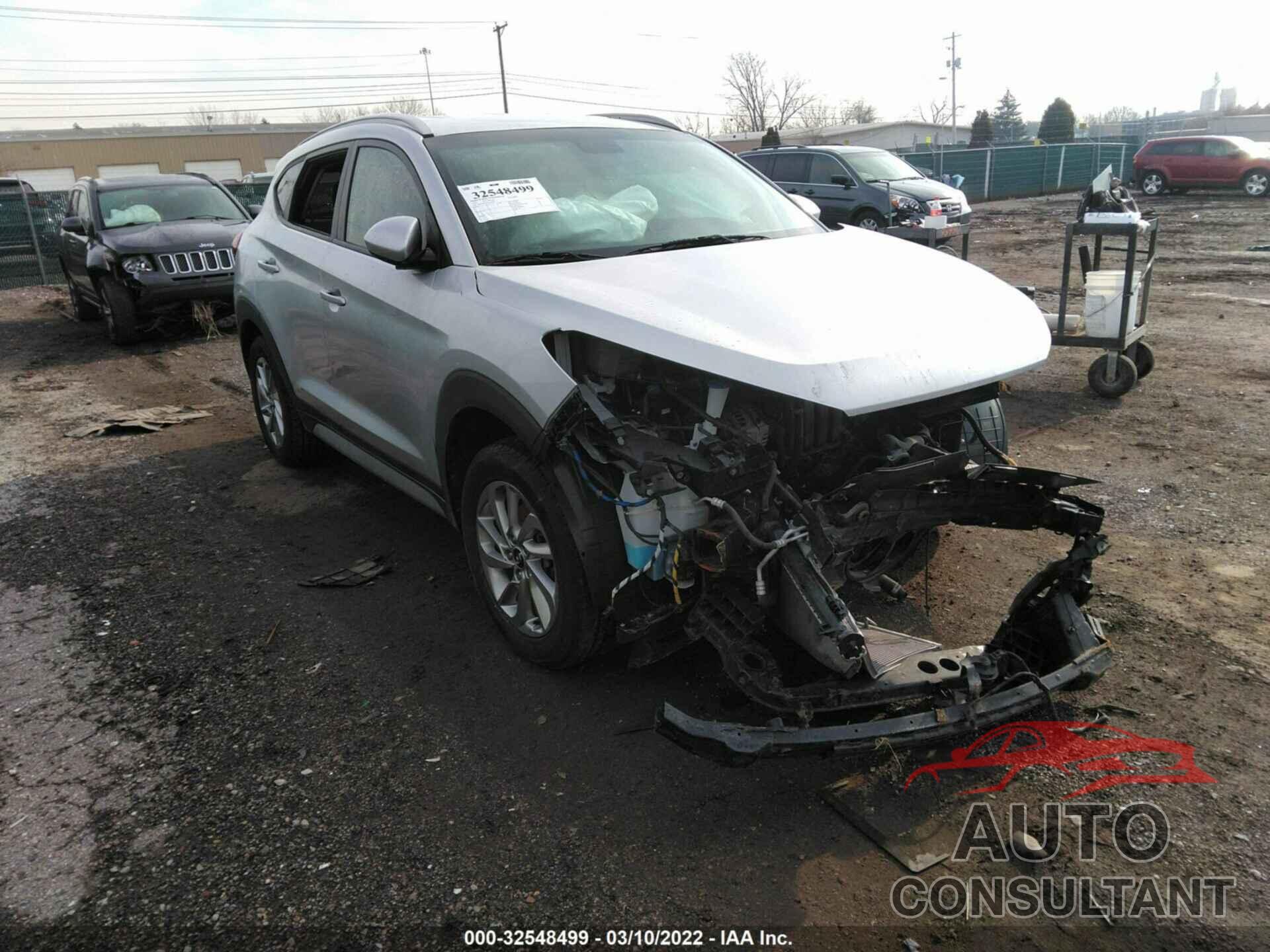 HYUNDAI TUCSON 2018 - KM8J3CA42JU694887