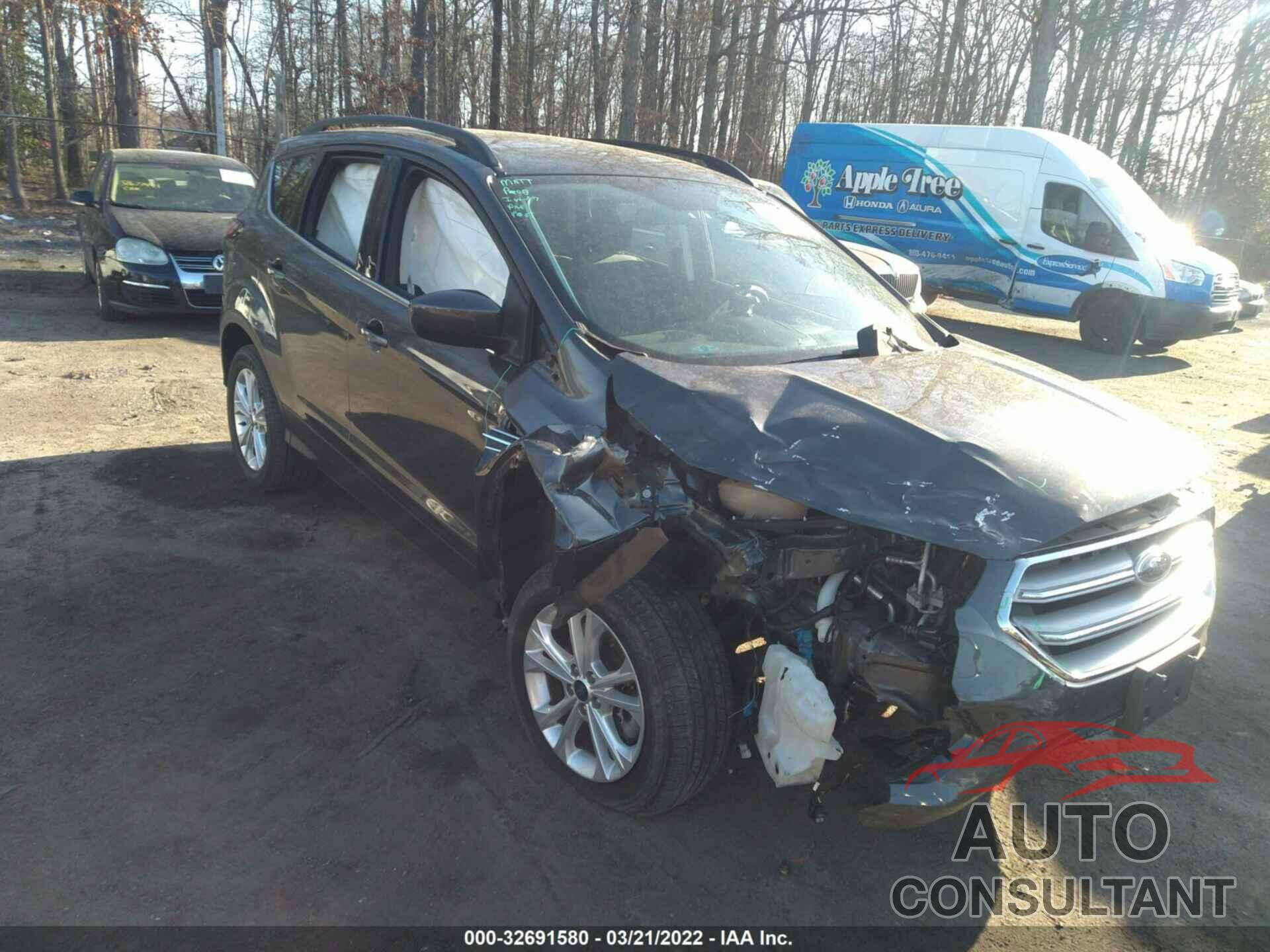 FORD ESCAPE 2018 - 1FMCU9GD3JUA49441