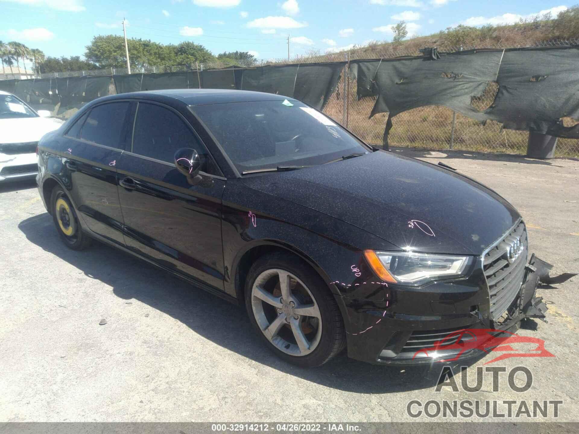 AUDI A3 2016 - WAUA7GFF7G1014113