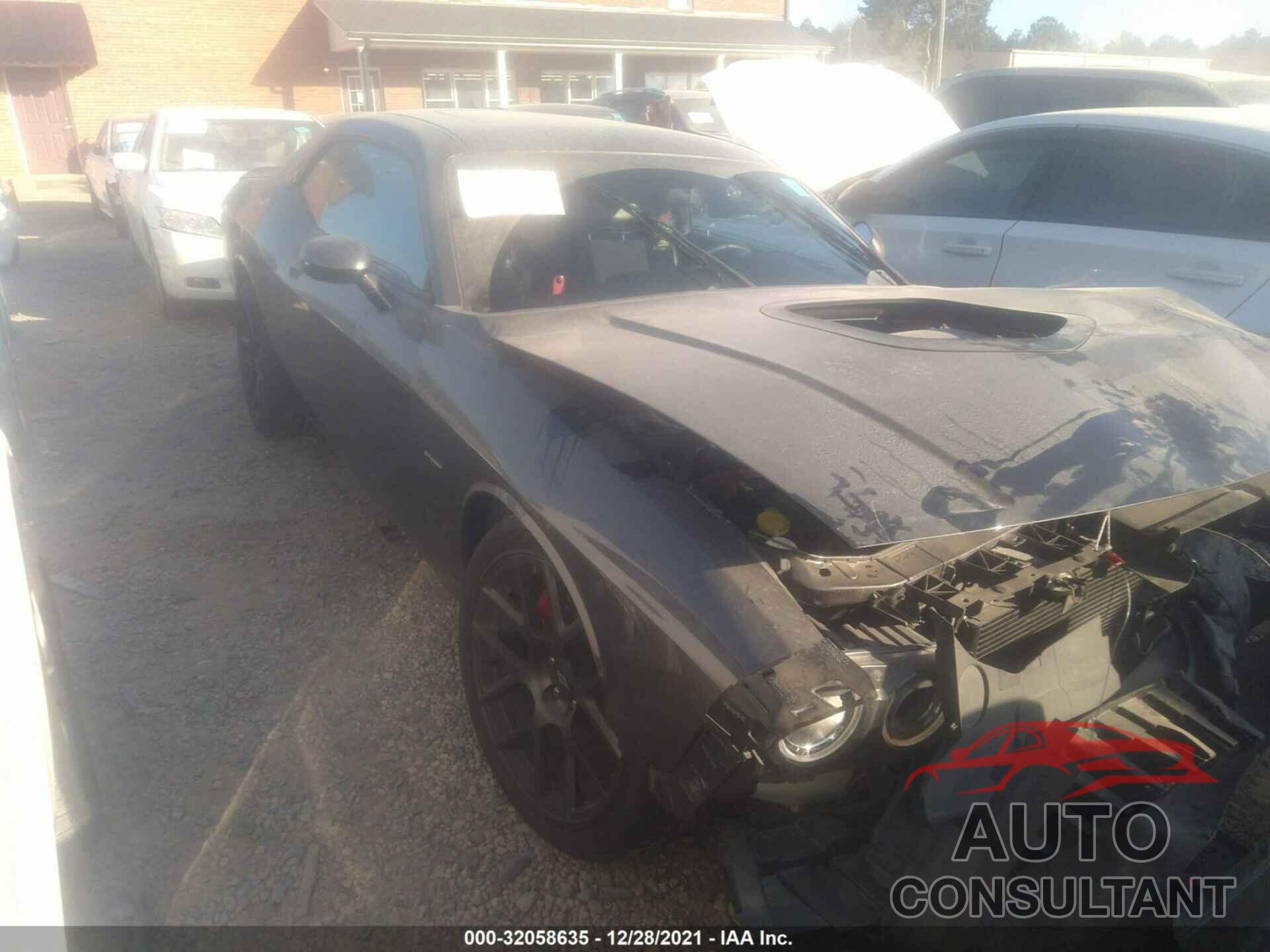 DODGE CHALLENGER 2018 - 2C3CDZBT1JH196075