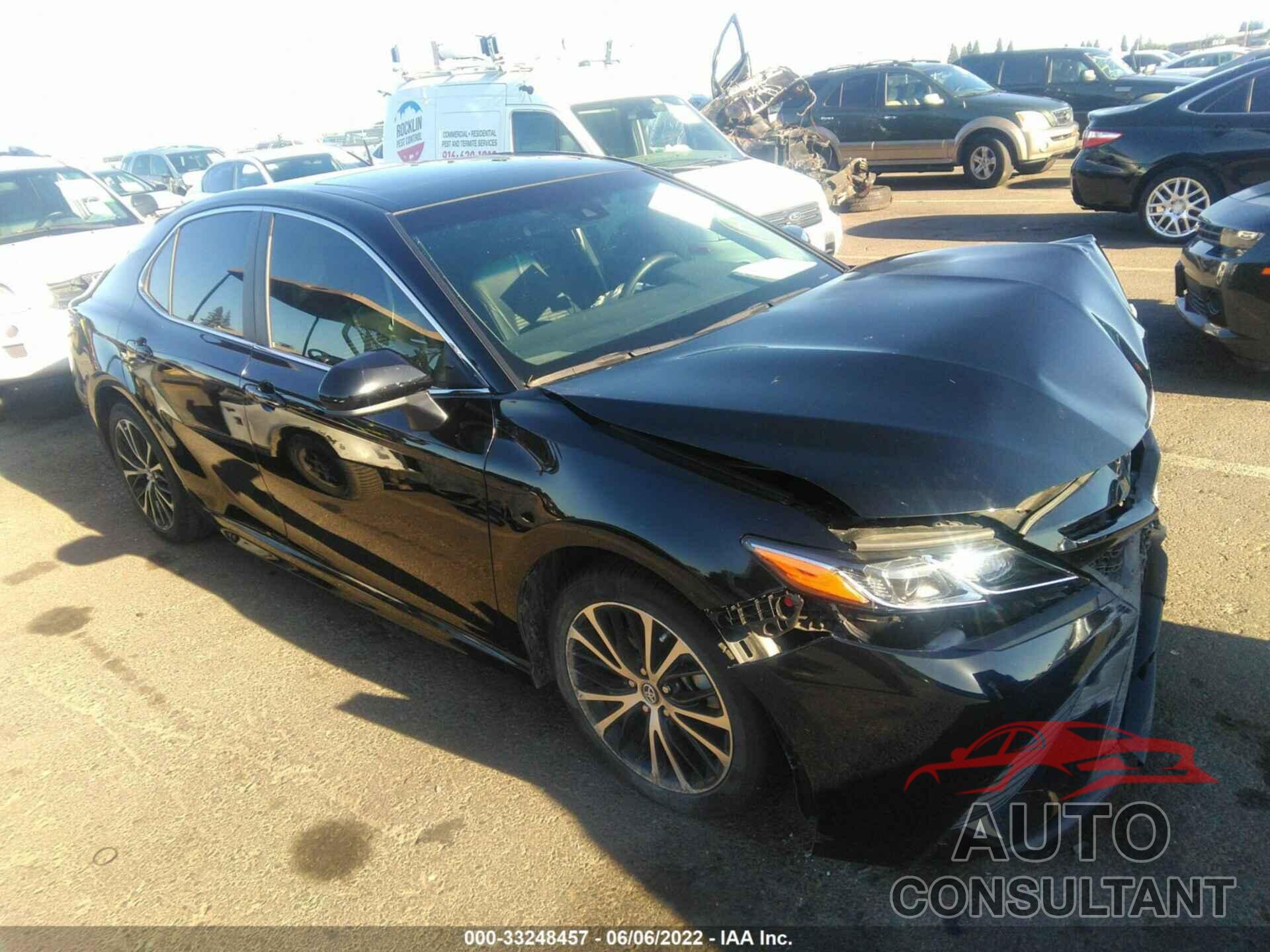 TOYOTA CAMRY 2018 - 4T1B11HKXJU074257