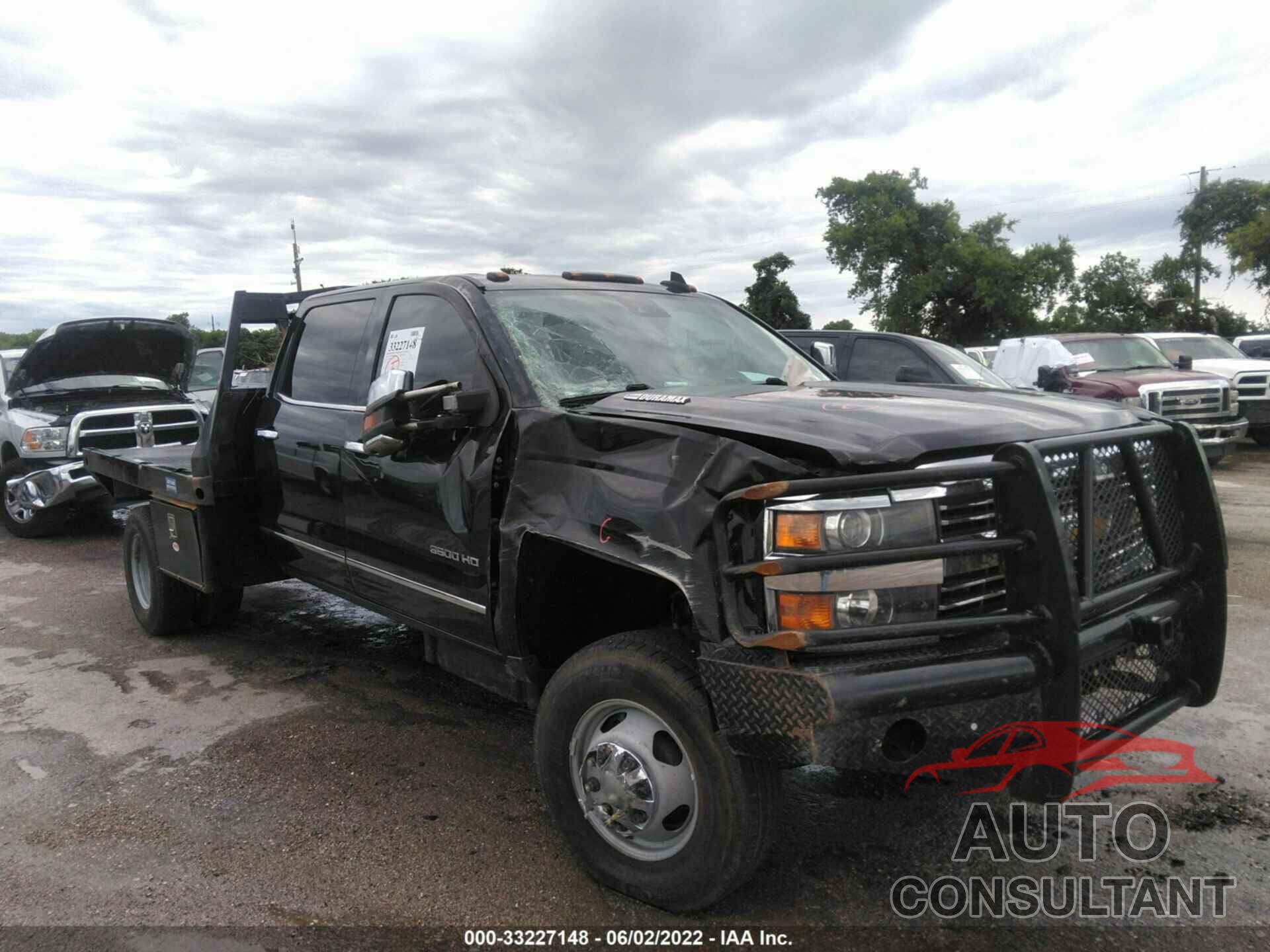 CHEVROLET SILVERADO 3500HD 2016 - 1GC4K0E80GF115893