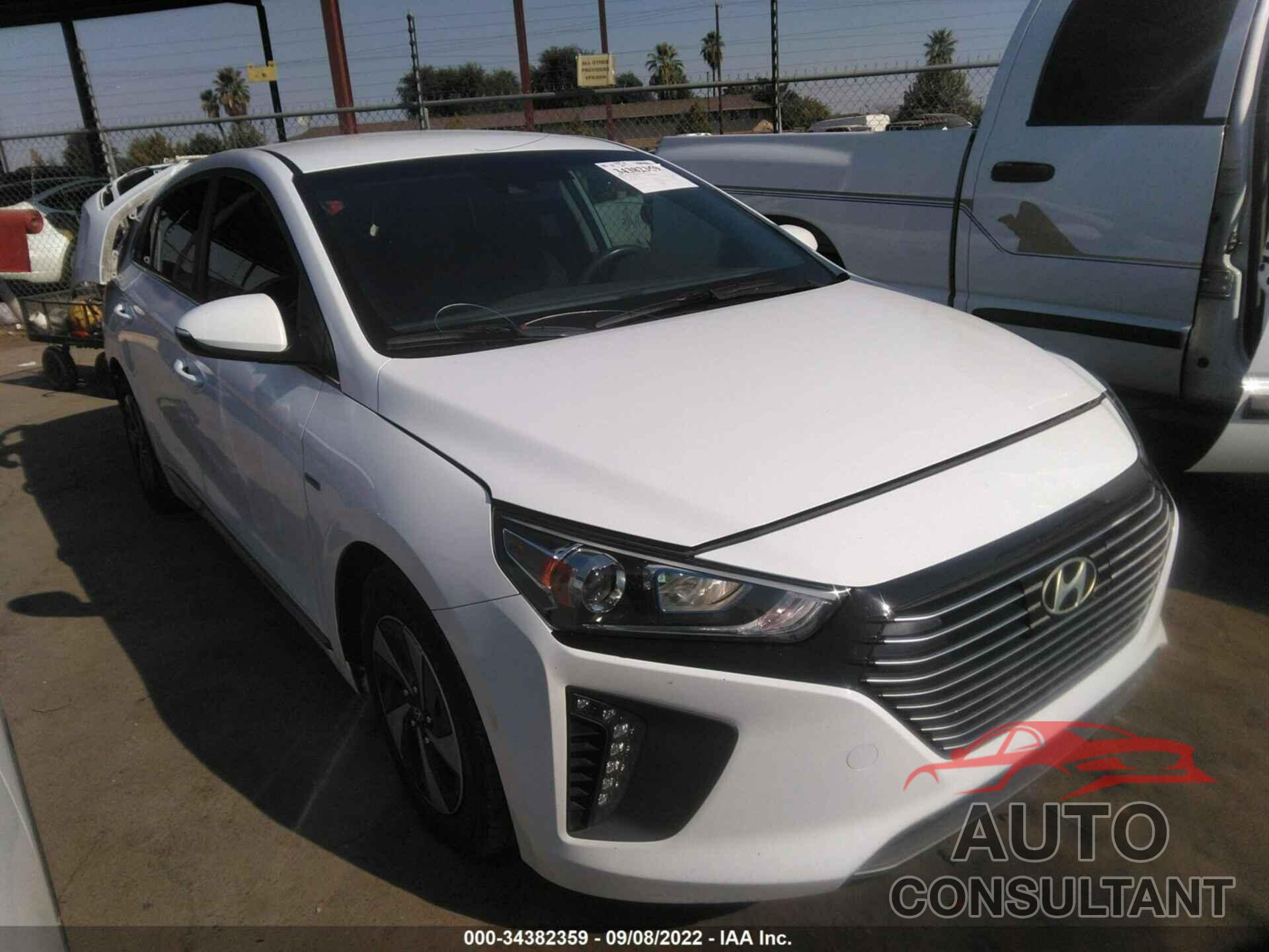 HYUNDAI IONIQ HYBRID 2019 - KMHC75LC9KU139837