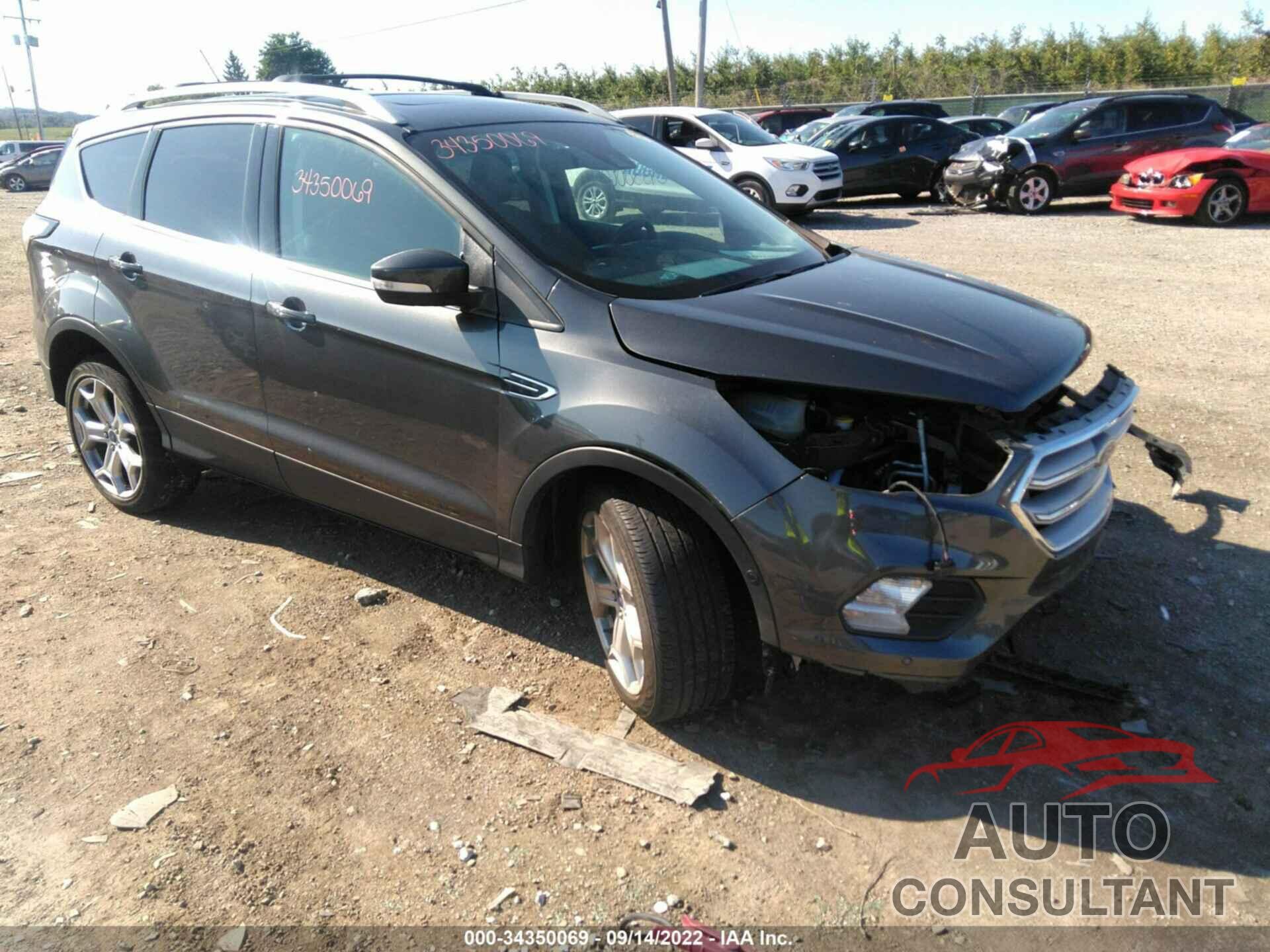 FORD ESCAPE 2018 - 1FMCU9J91JUB68433