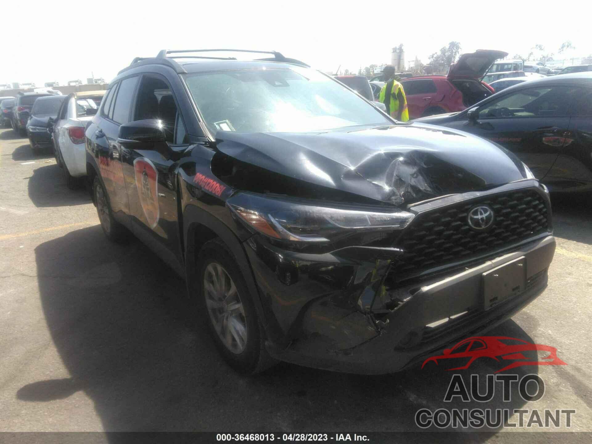 TOYOTA COROLLA CROSS 2022 - 7MUBAABG3NV028844