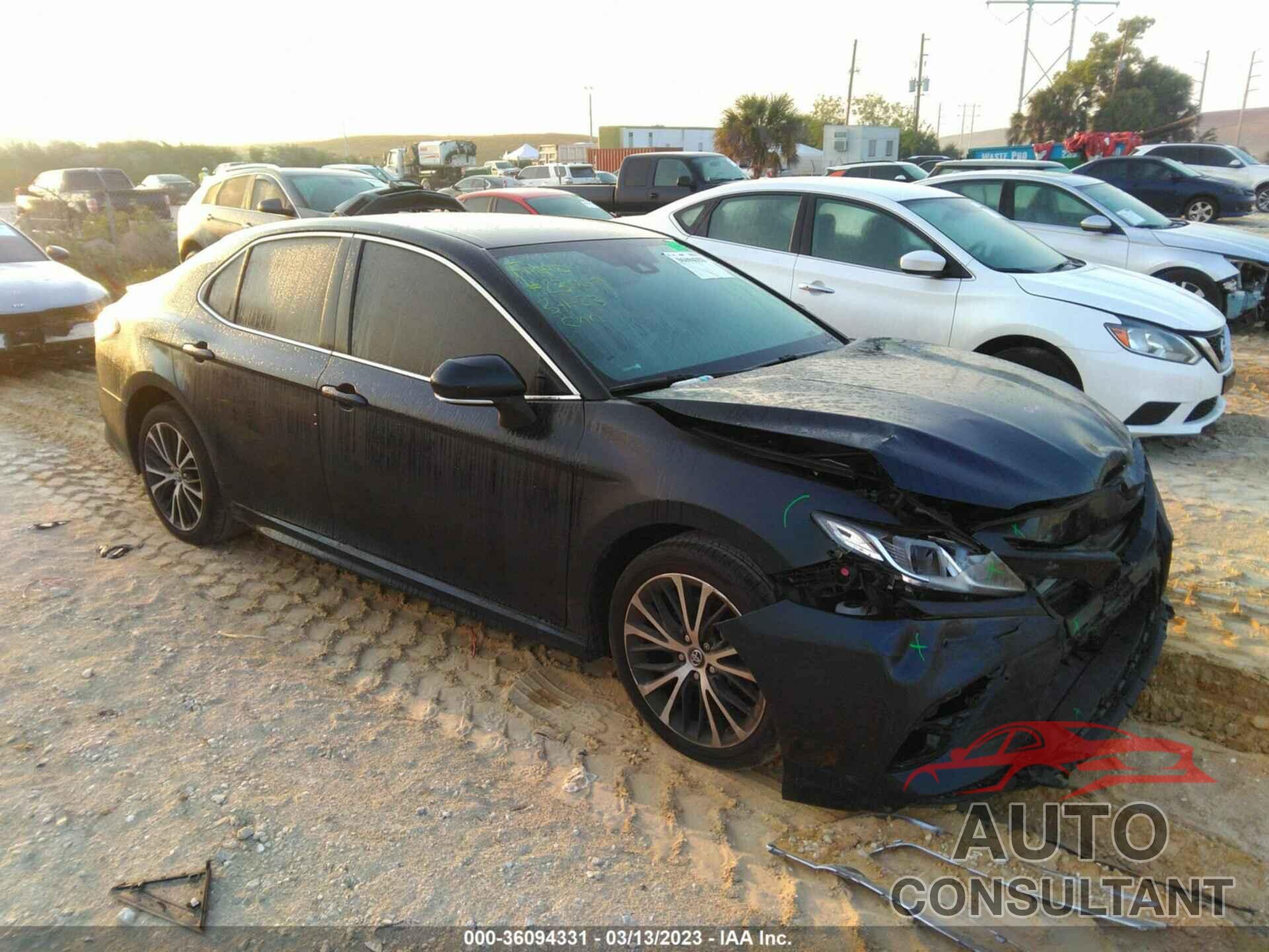 TOYOTA CAMRY 2019 - 4T1B11HK0KU714087