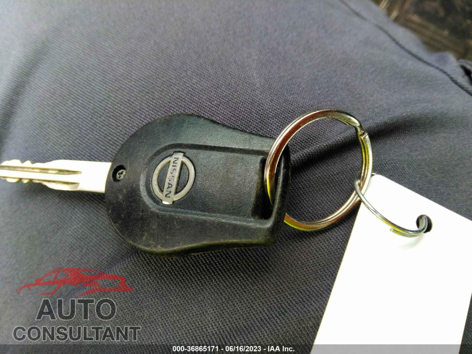 NISSAN VERSA 2017 - 3N1CN7AP3HL882477