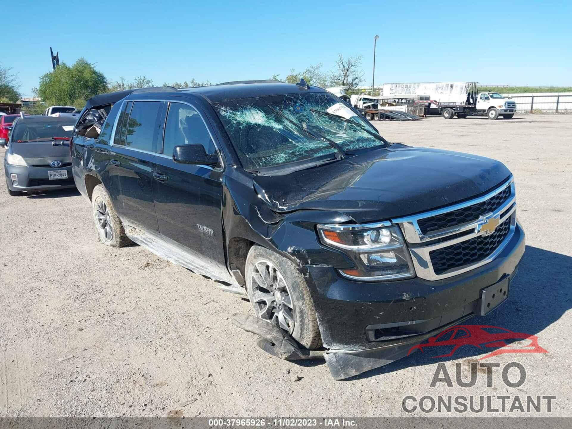 CHEVROLET SUBURBAN 2018 - 1GNSCHKC3JR357151