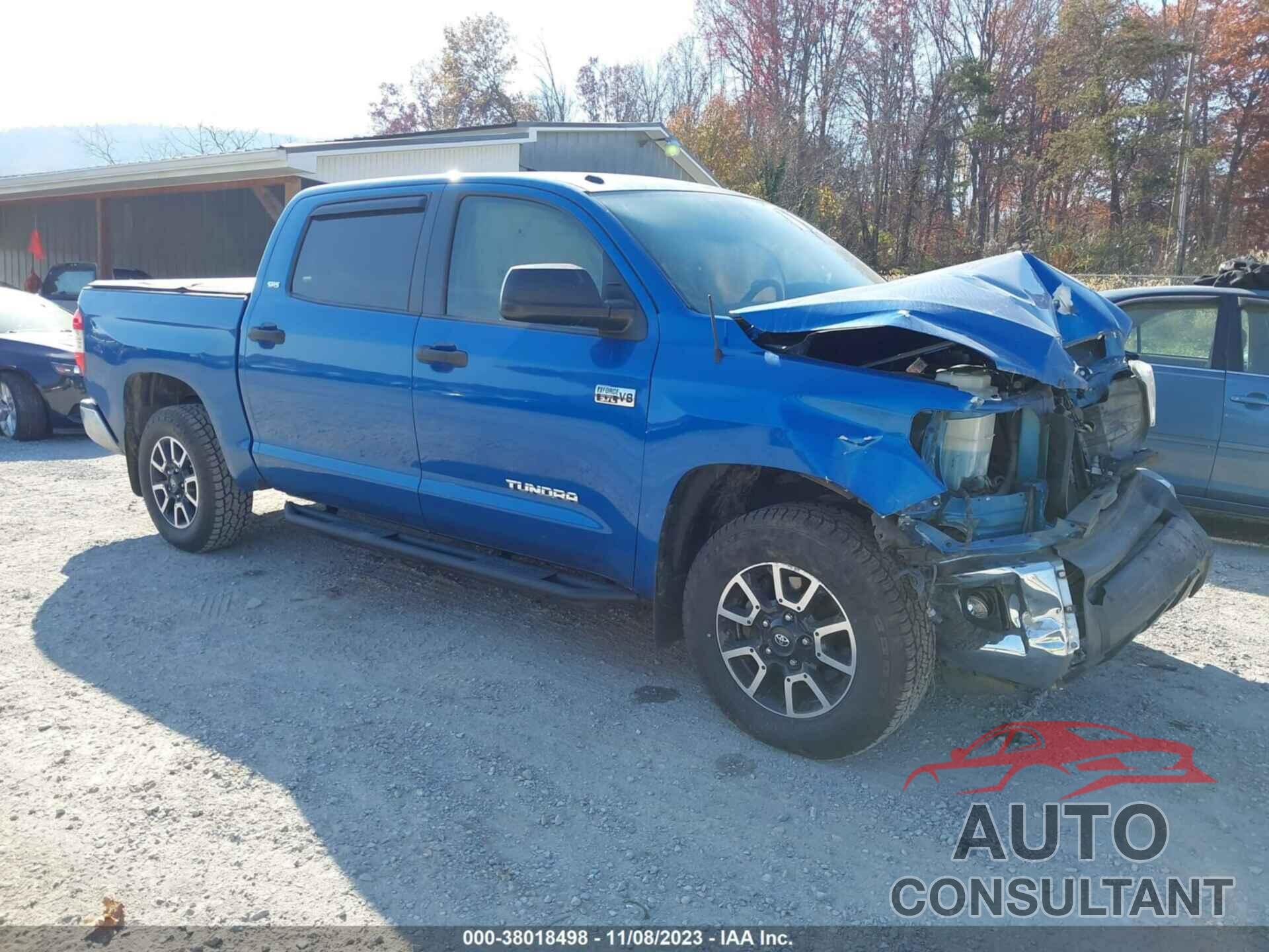 TOYOTA TUNDRA 2017 - 5TFDW5F18HX608848