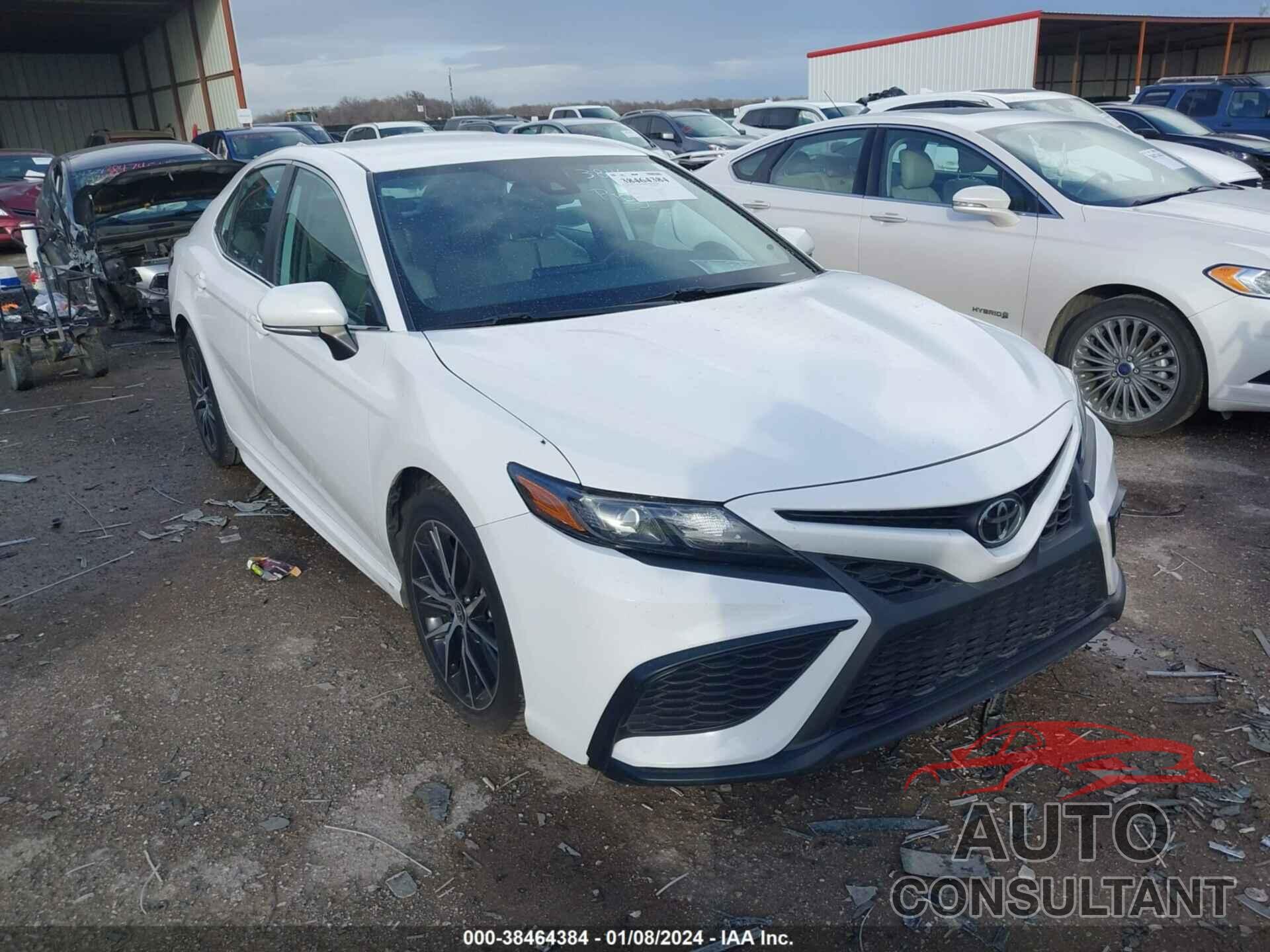 TOYOTA CAMRY 2022 - 4T1G11AKXNU058159