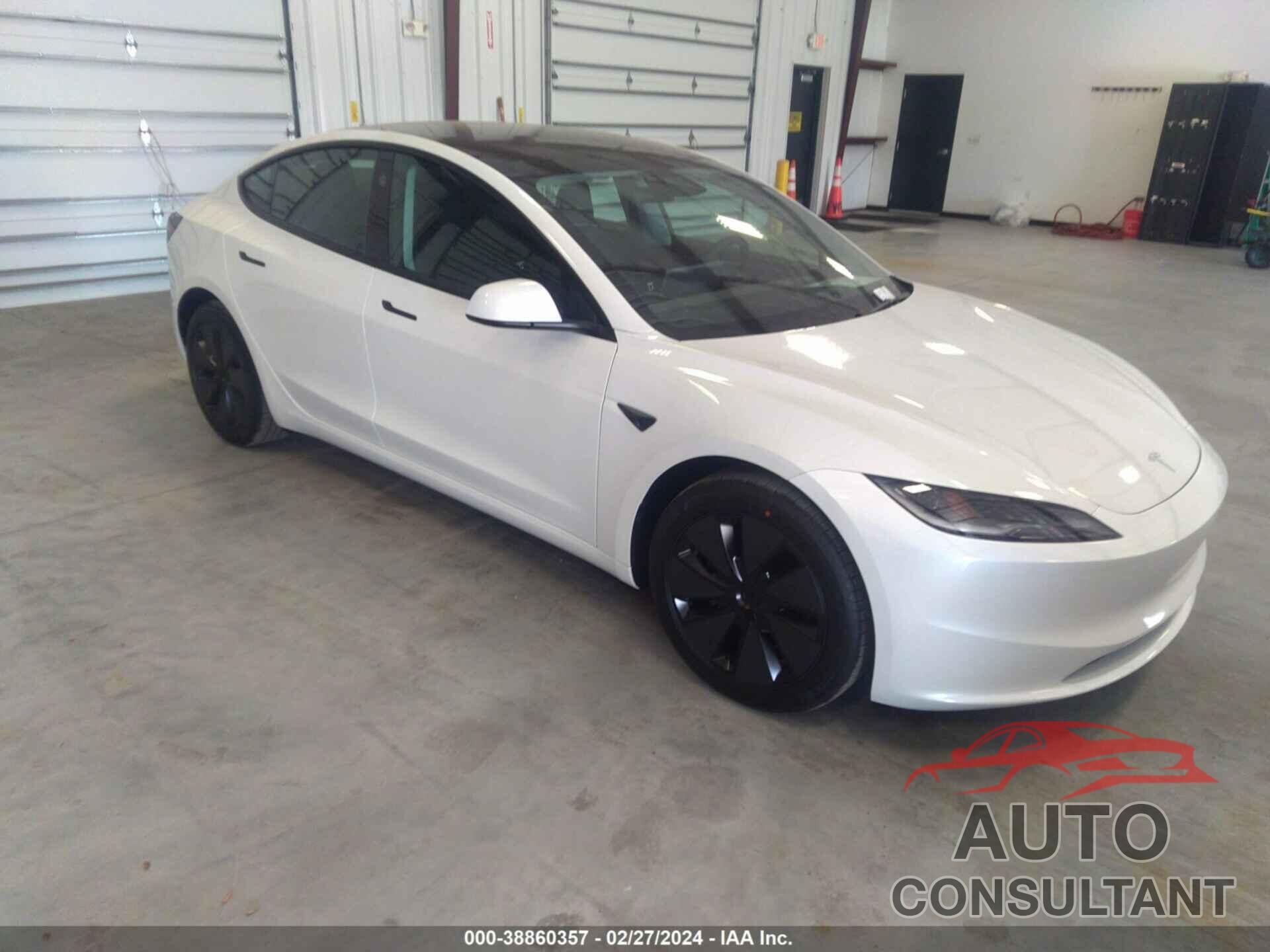 TESLA MODEL 3 2024 - 5YJ3E1EA2RF717469