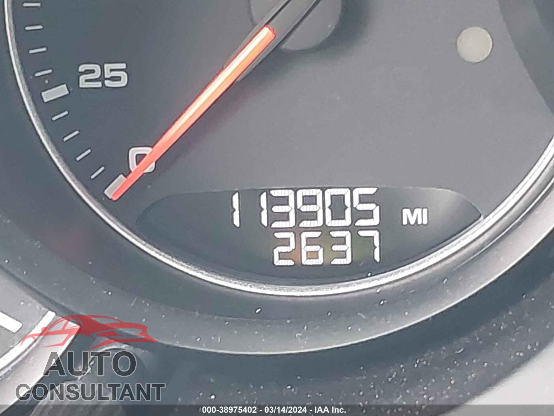 PORSCHE CAYENNE 2017 - WP1AA2A29HKA81513