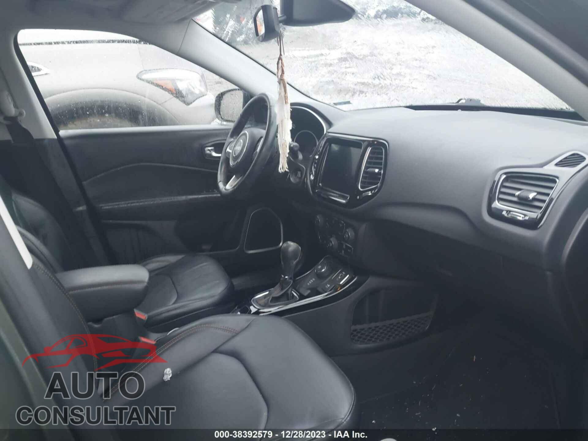 JEEP COMPASS 2020 - 3C4NJDCB0LT215845