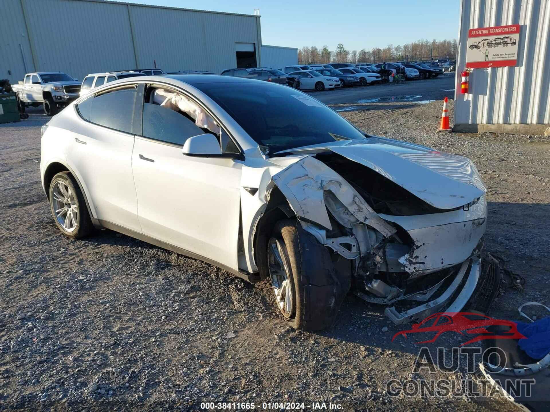 TESLA MODEL Y 2020 - 5YJYGDEE1LF026753