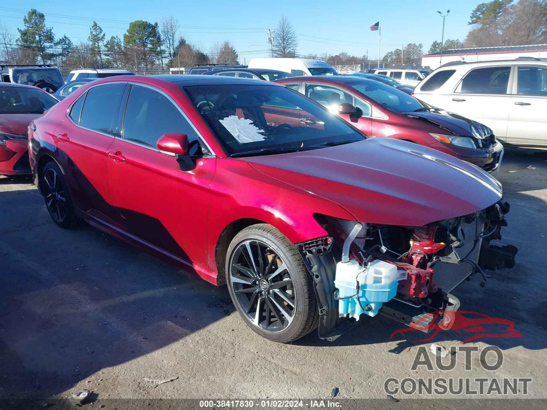 TOYOTA CAMRY 2018 - 4T1B61HK6JU674159
