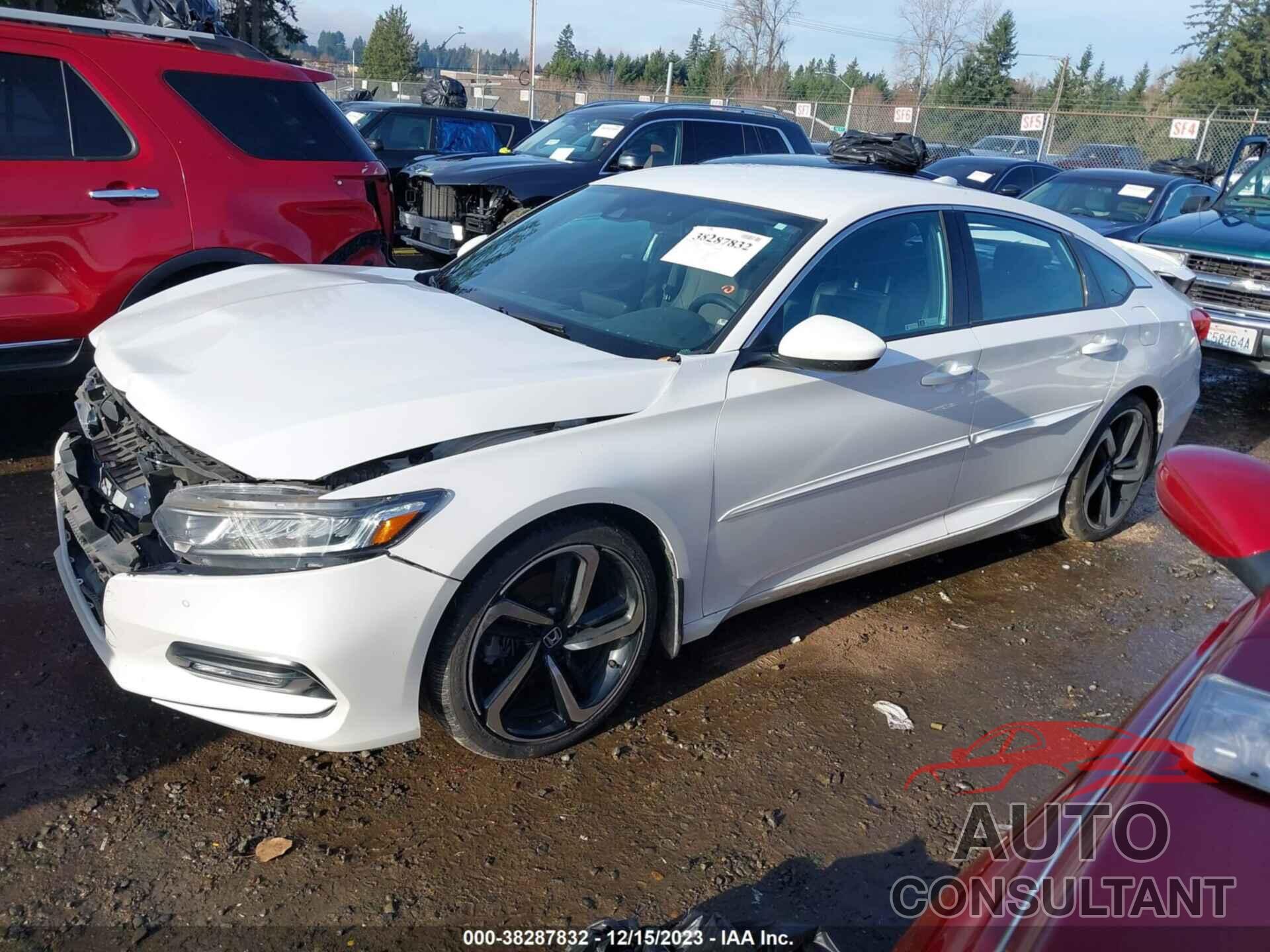 HONDA ACCORD 2018 - 1HGCV1F37JA174585