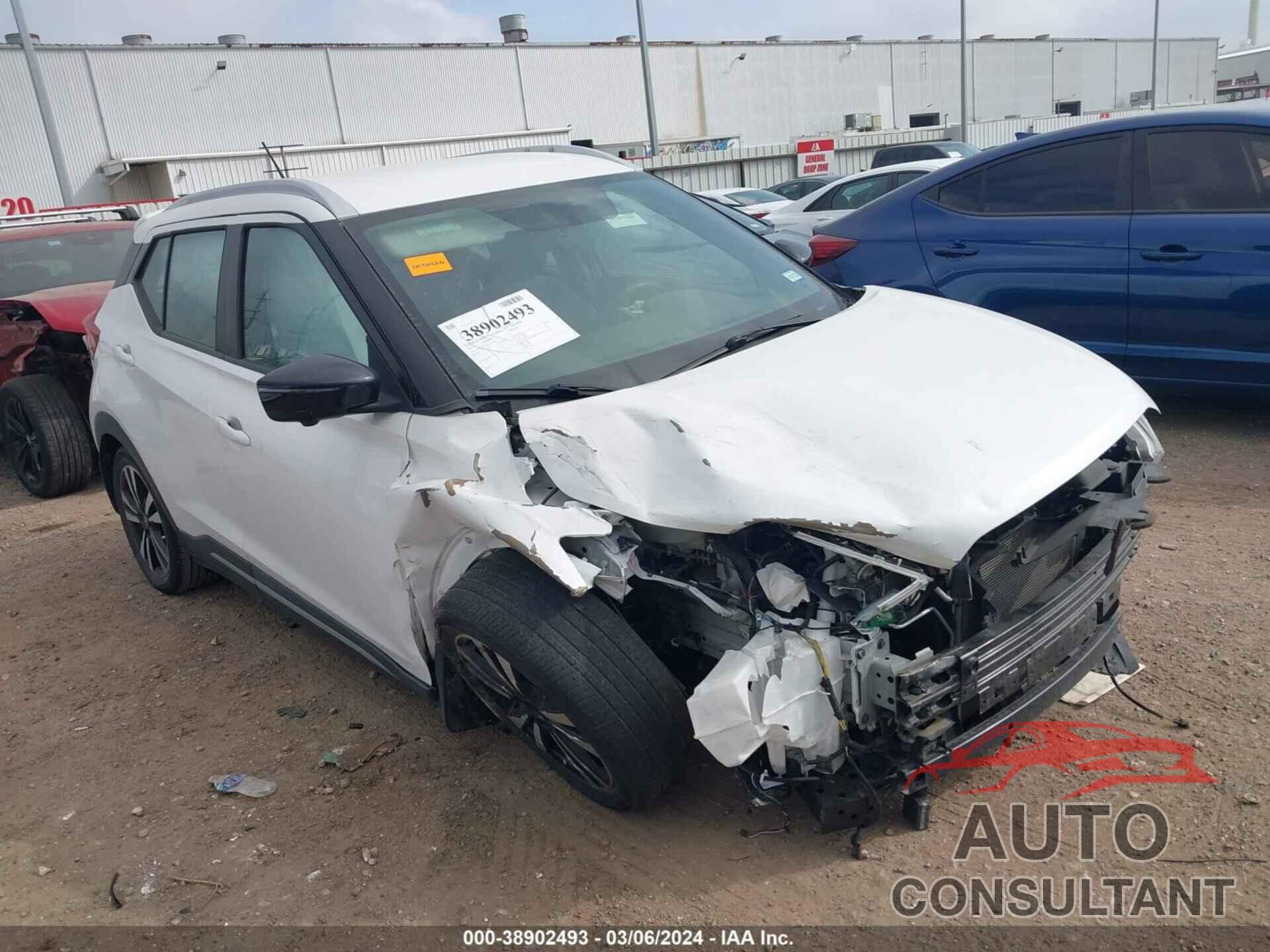 NISSAN KICKS 2019 - 3N1CP5CU4KL559063