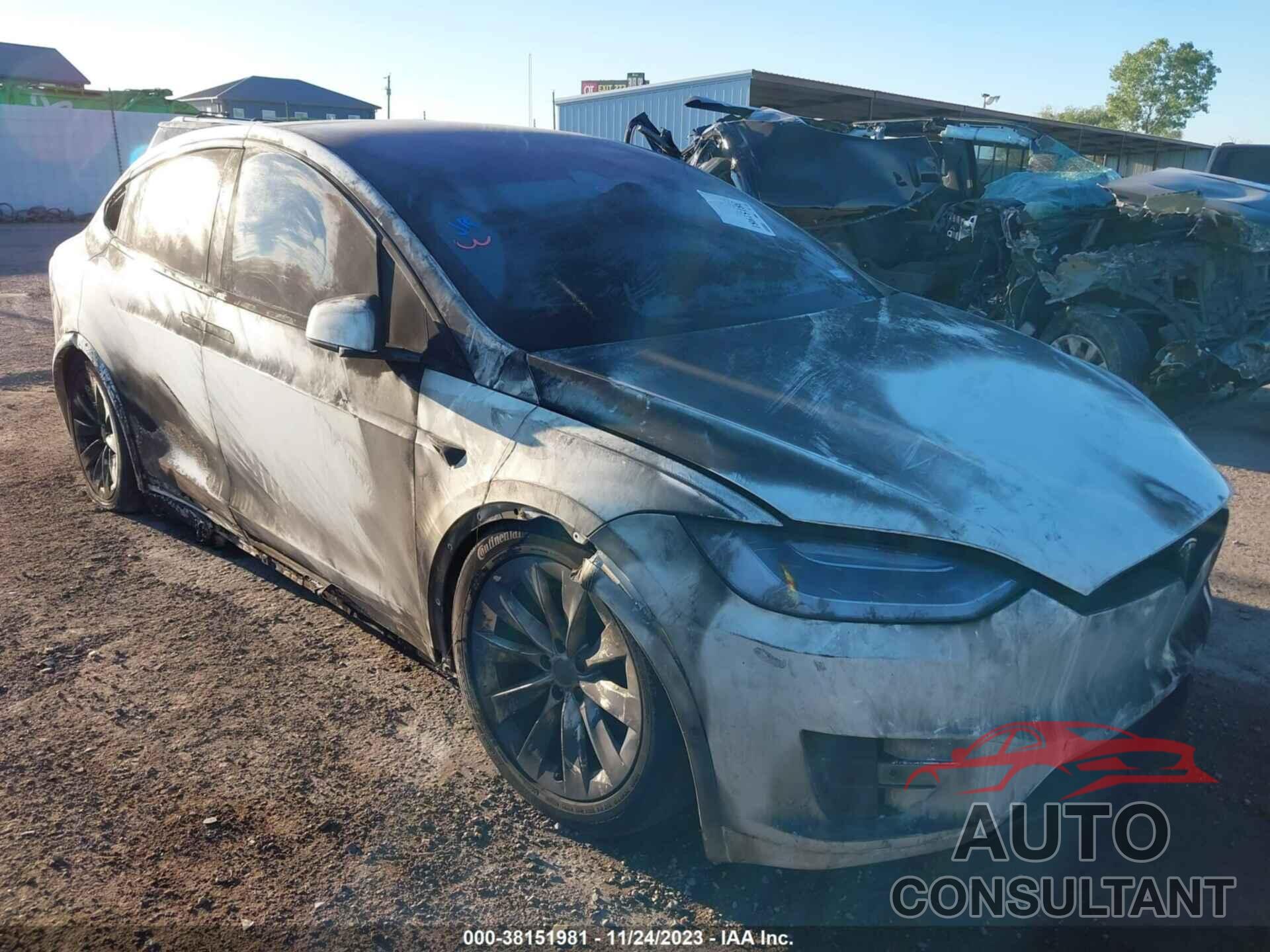 TESLA MODEL X 2019 - 5YJXCBE26KF156978