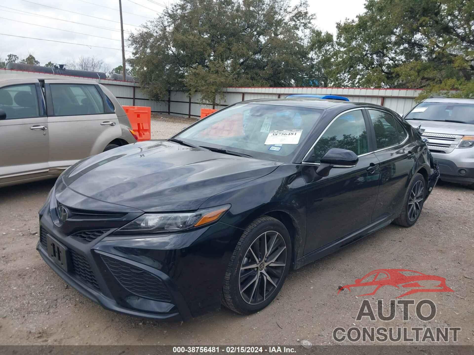 TOYOTA CAMRY 2023 - 4T1G11AK4PU821778