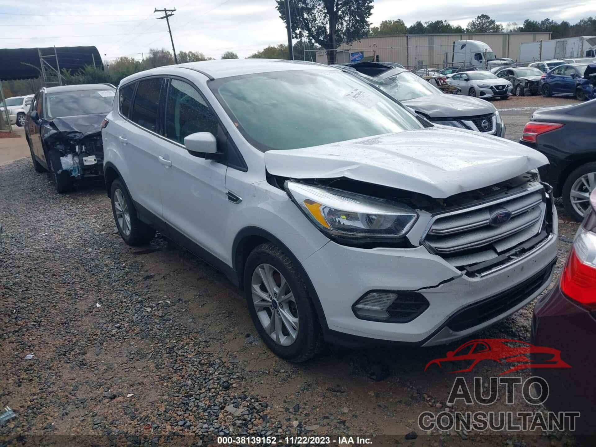 FORD ESCAPE 2017 - 1FMCU0G94HUA62958