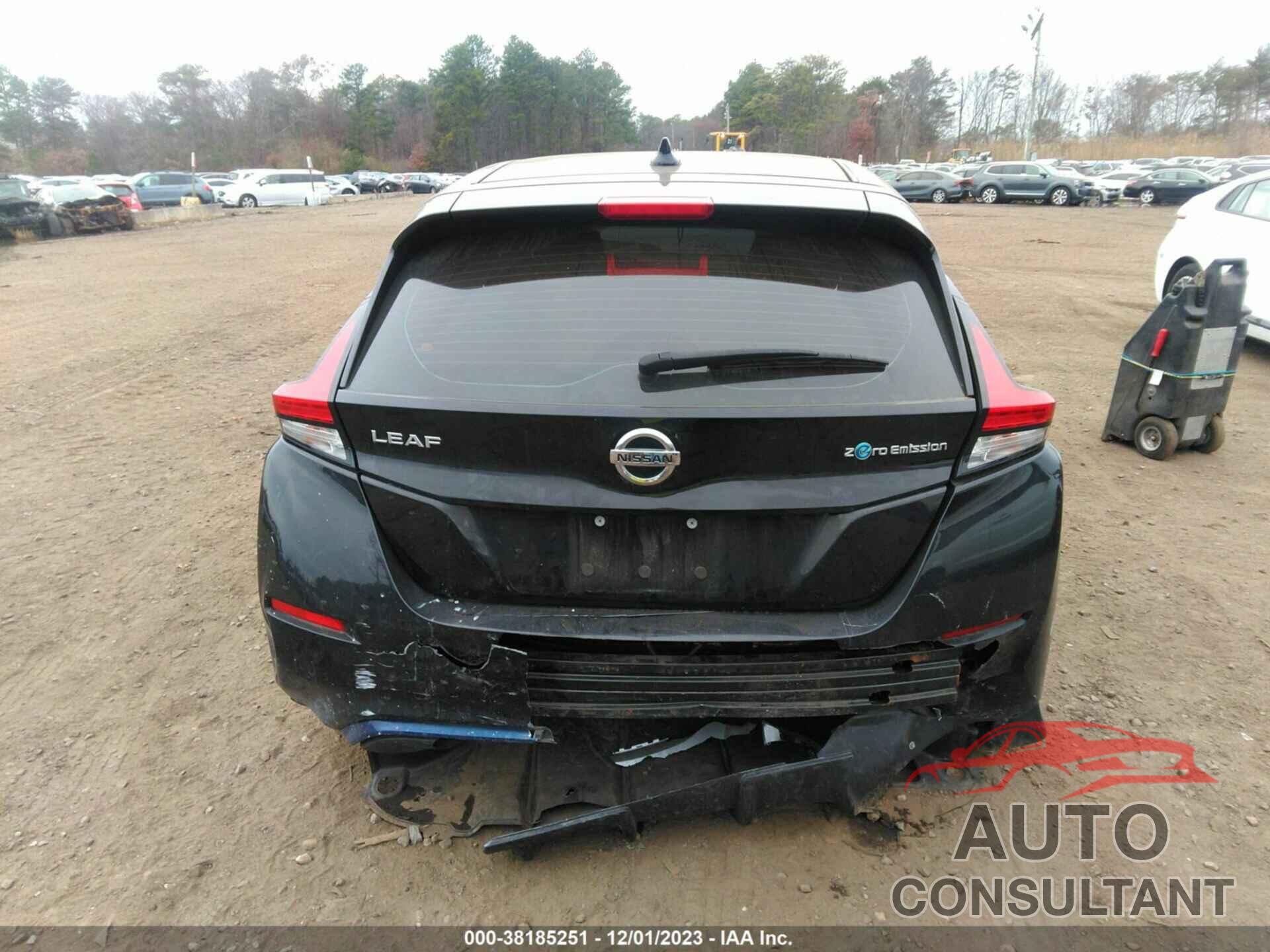 NISSAN LEAF 2018 - 1N4AZ1CP8JC304112