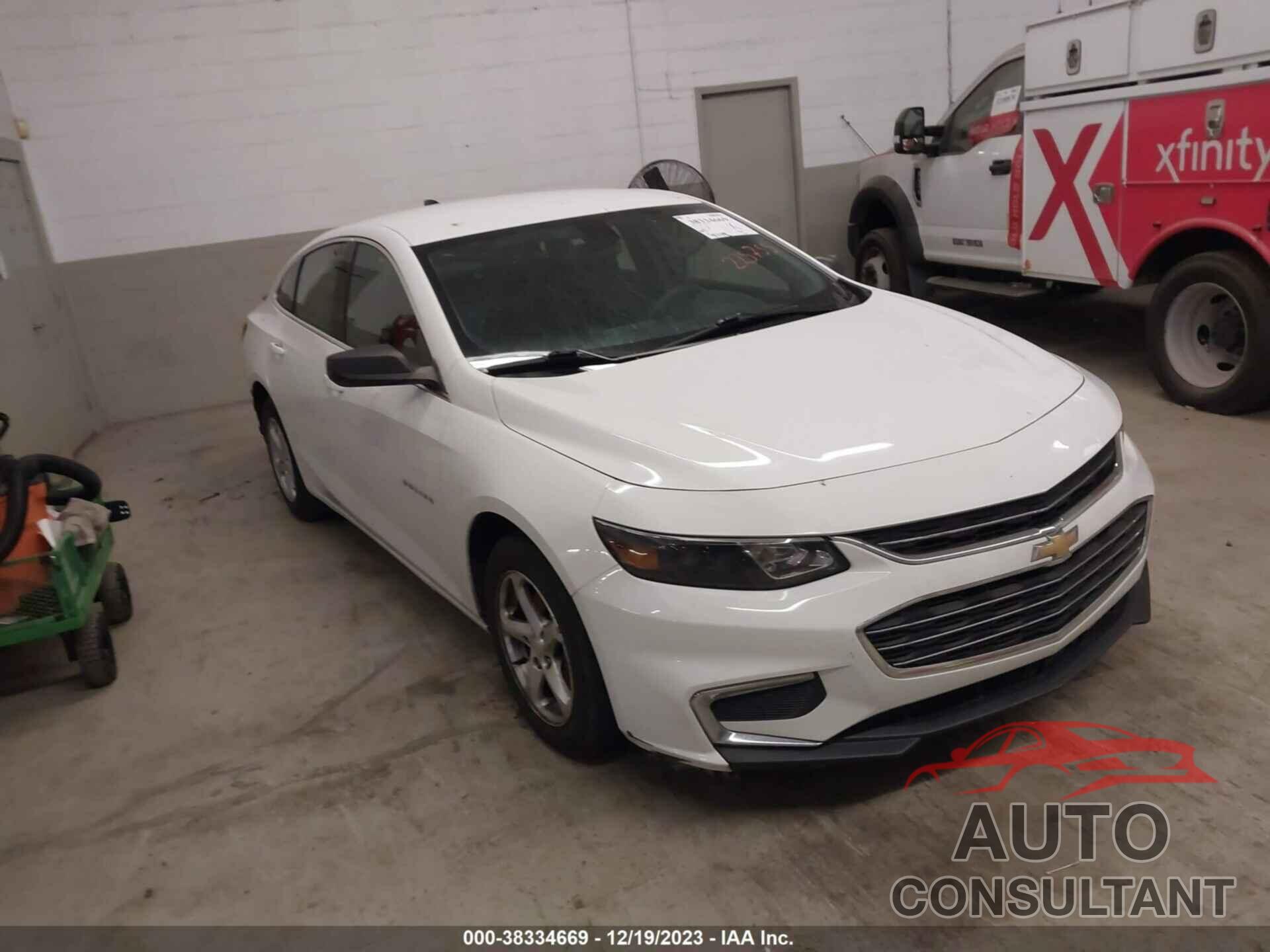 CHEVROLET MALIBU 2018 - 1G1ZB5ST7JF225755