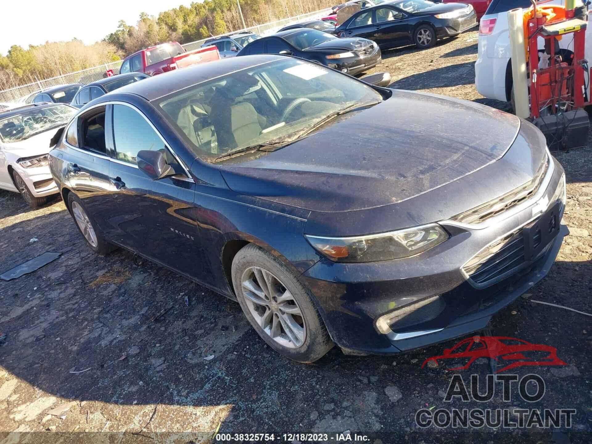 CHEVROLET MALIBU 2017 - 1G1ZE5ST0HF217921