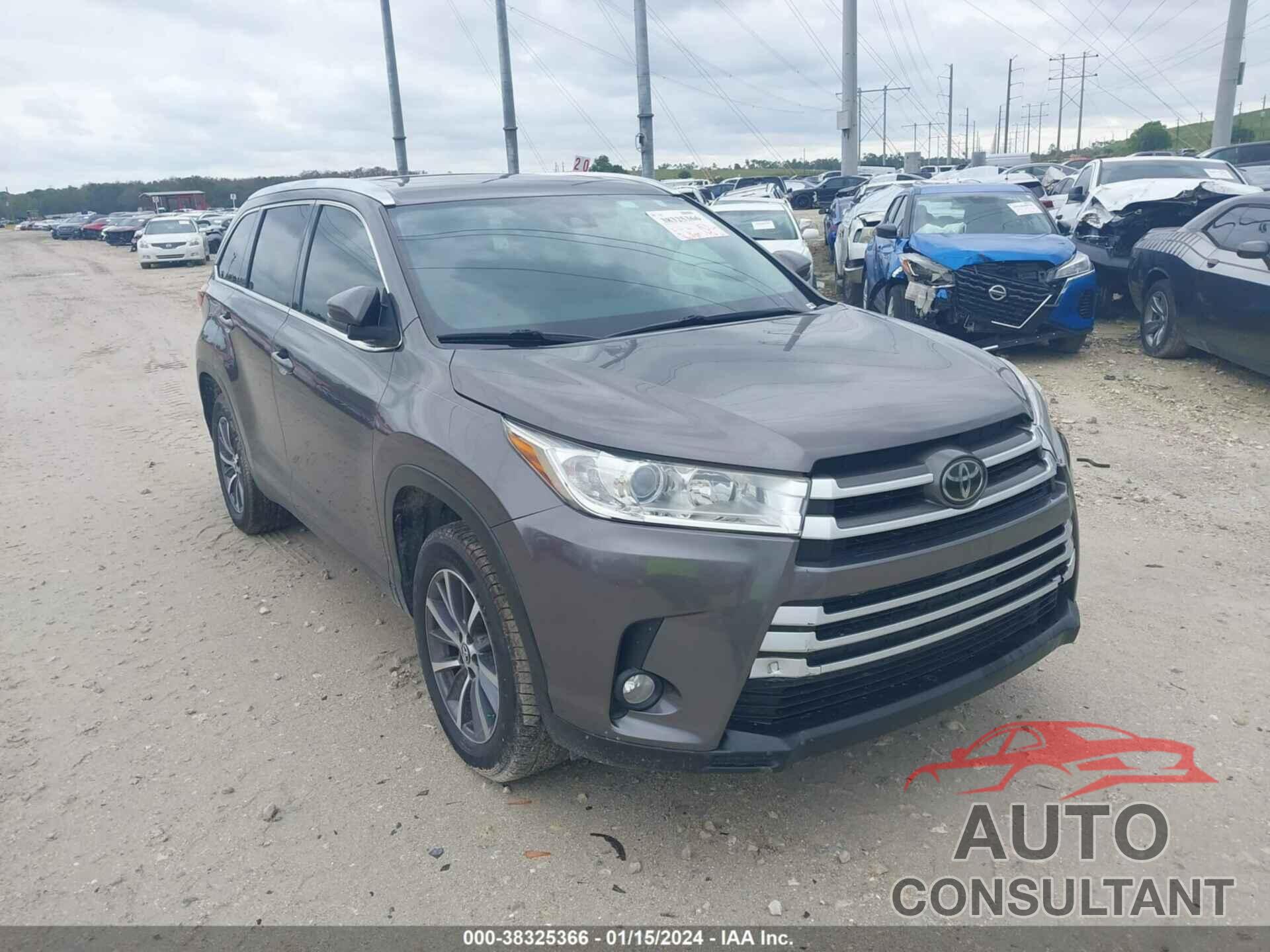 TOYOTA HIGHLANDER 2019 - 5TDKZRFH6KS556782