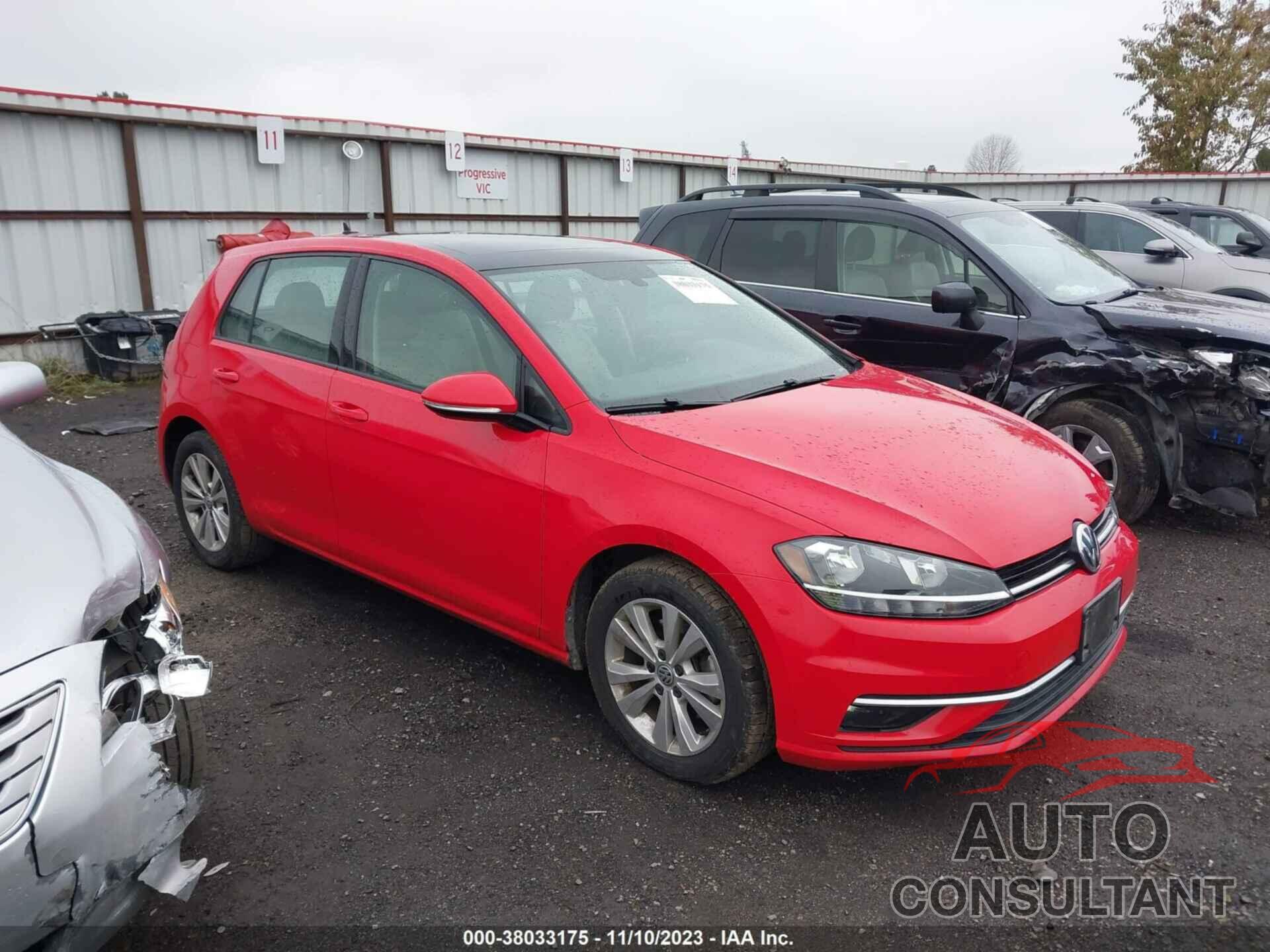 VOLKSWAGEN GOLF 2018 - 3VWG17AU5JM262906