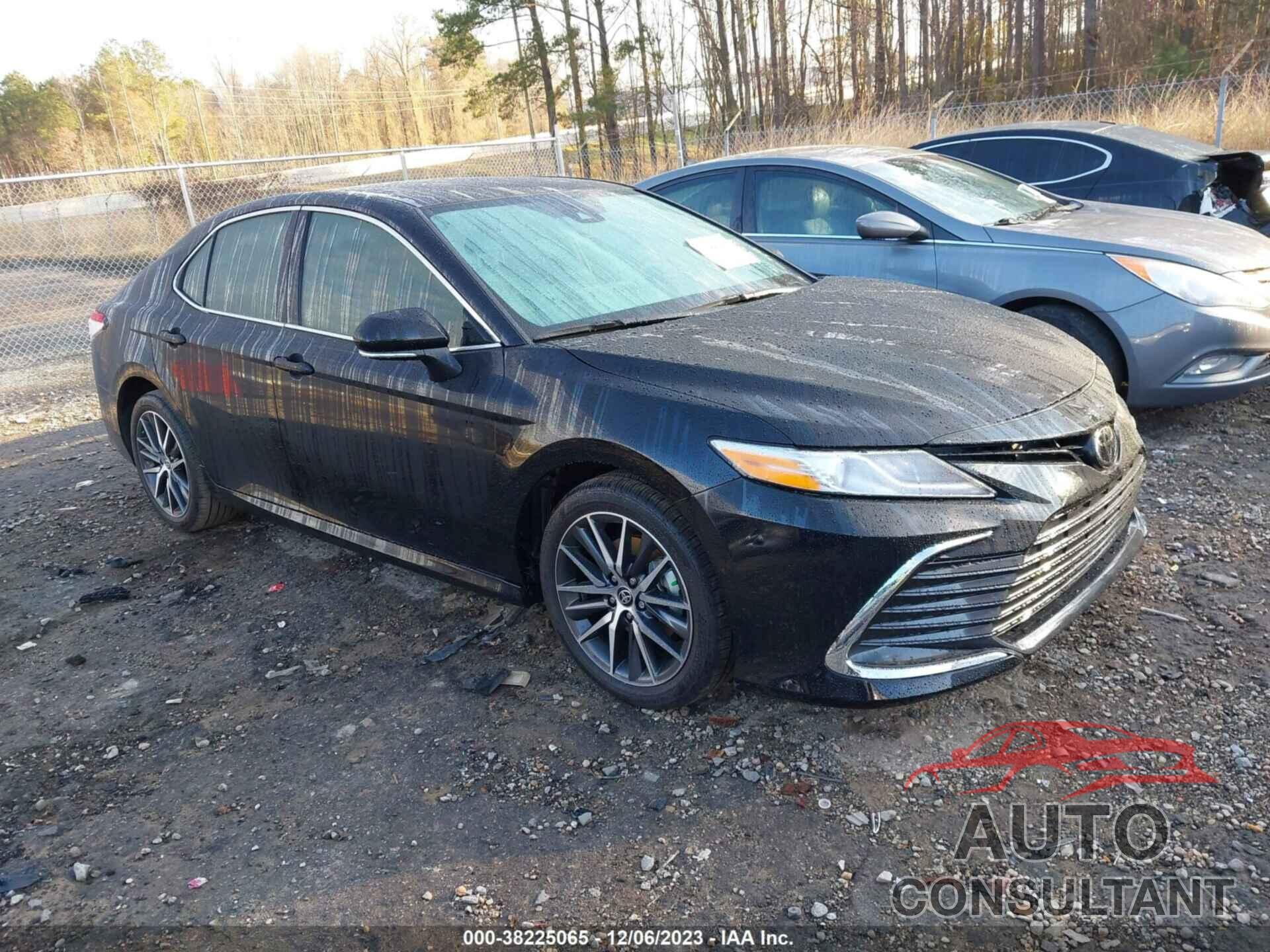 TOYOTA CAMRY 2024 - 4T1F11AK2RU849996