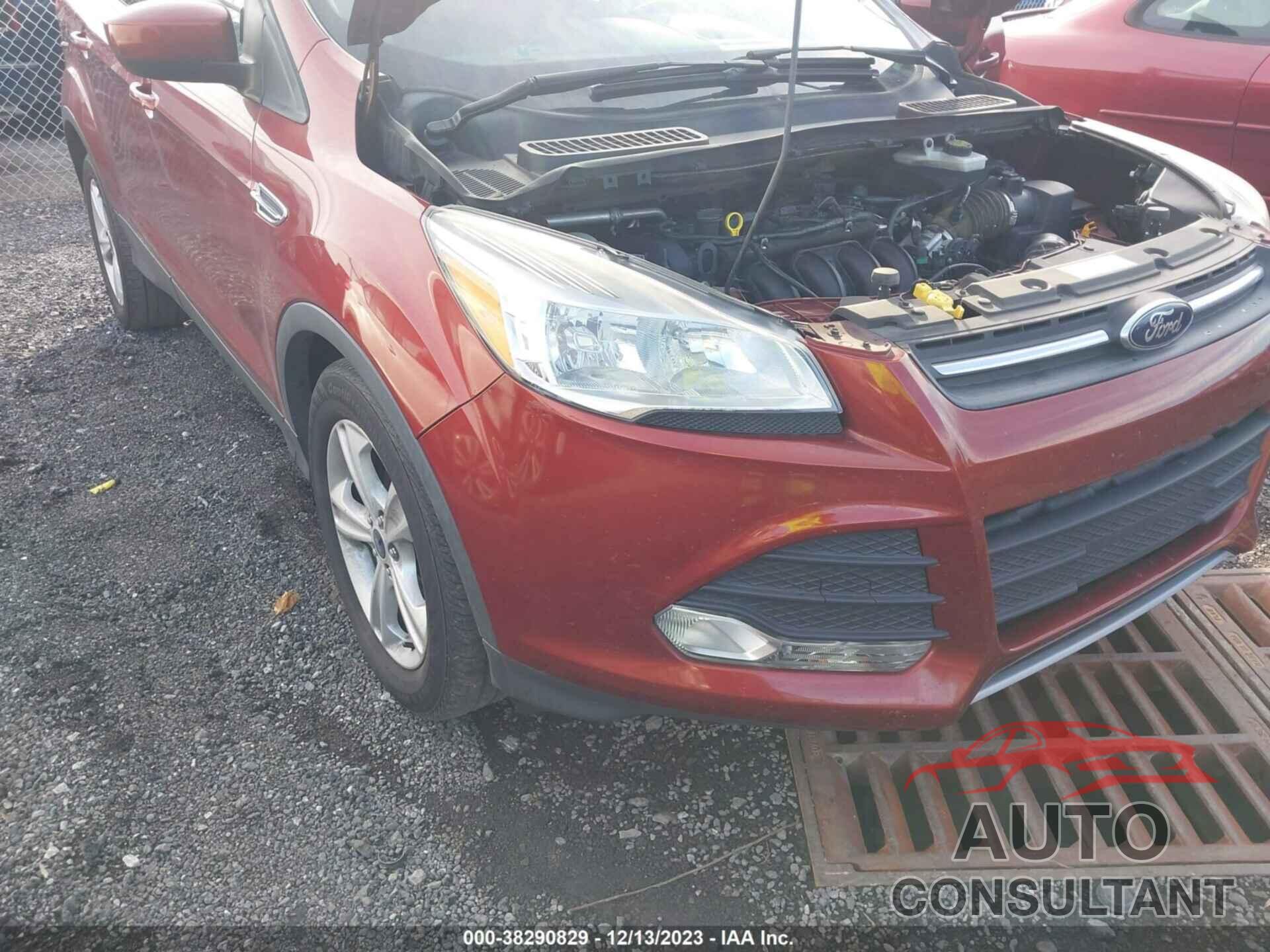 FORD ESCAPE 2015 - 1FMCU0G70FUA58059
