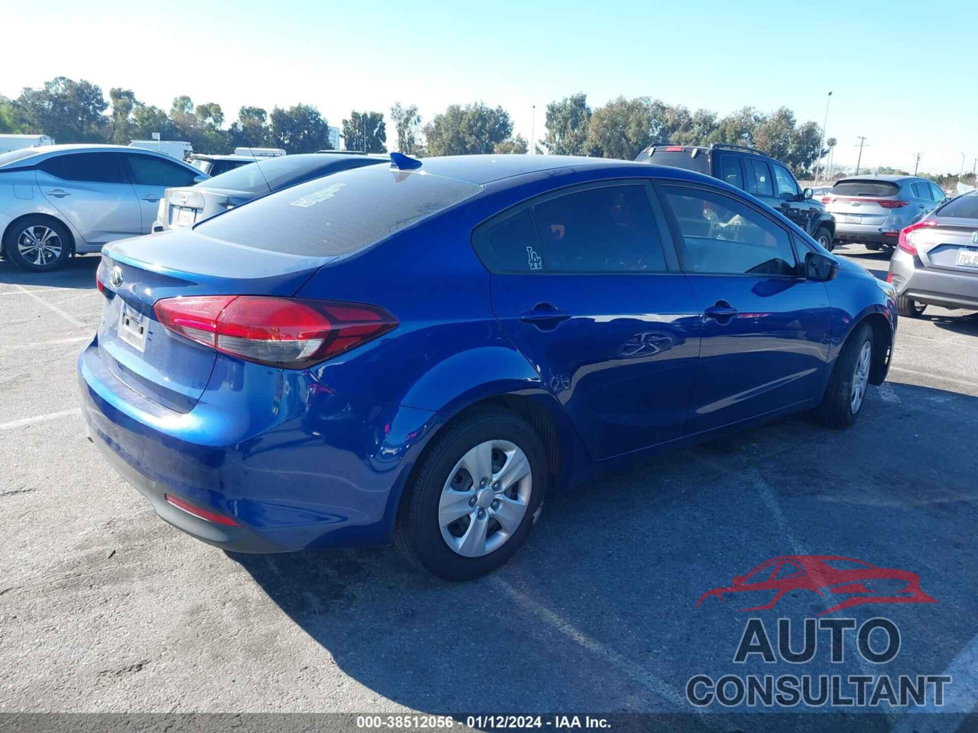 KIA FORTE 2018 - 3KPFK4A70JE253061