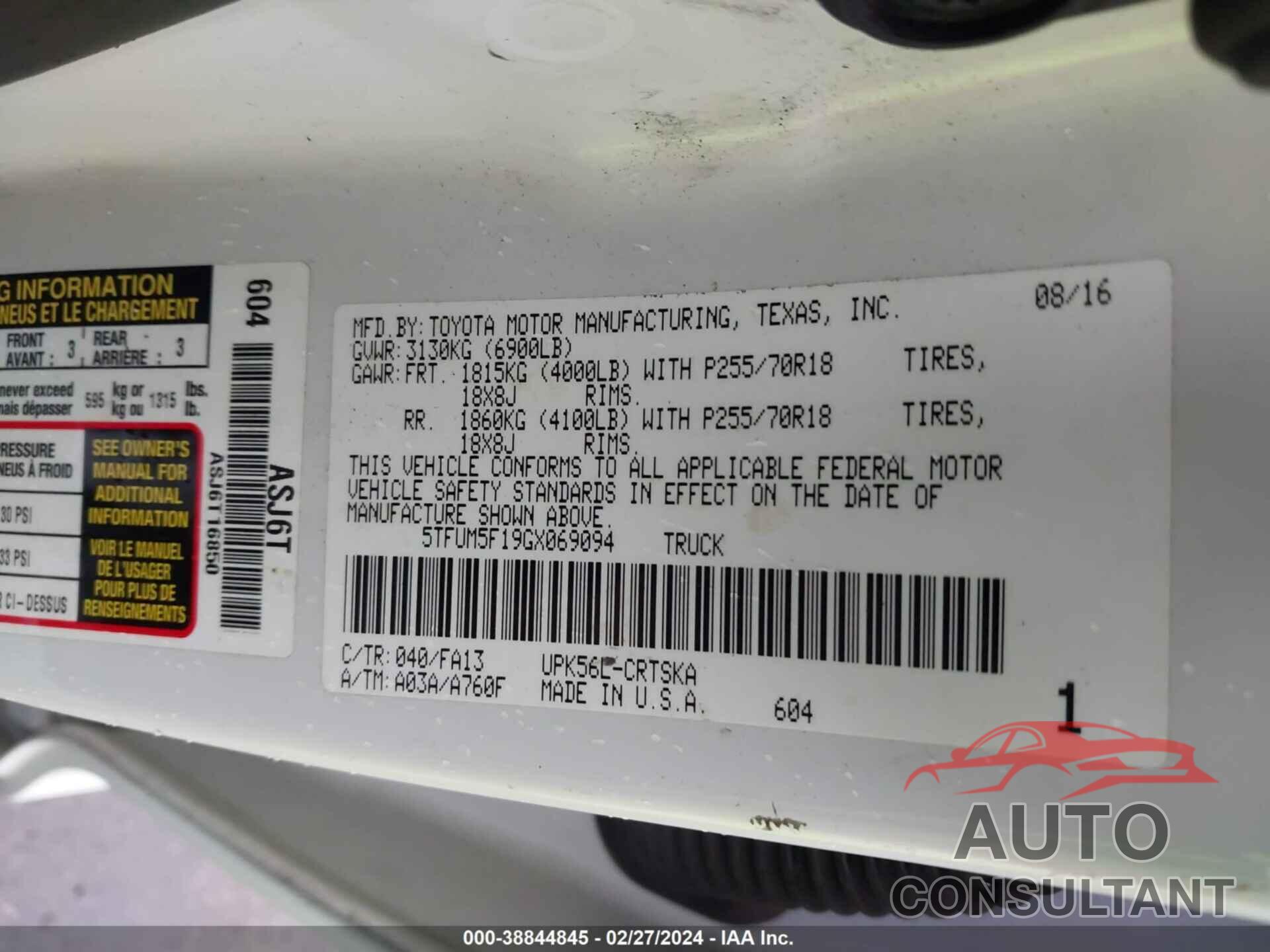 TOYOTA TUNDRA 2016 - 5TFUM5F19GX069094