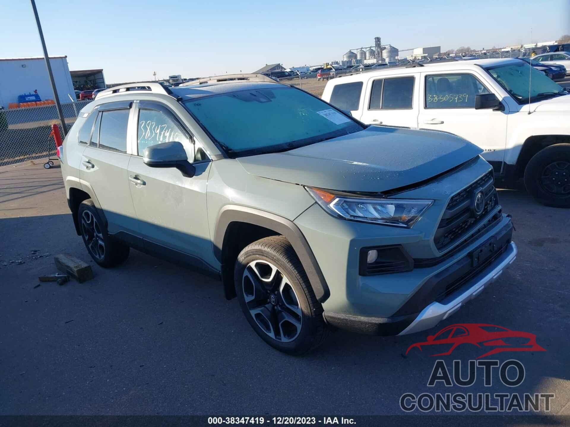 TOYOTA RAV4 2019 - 2T3J1RFV3KW055534