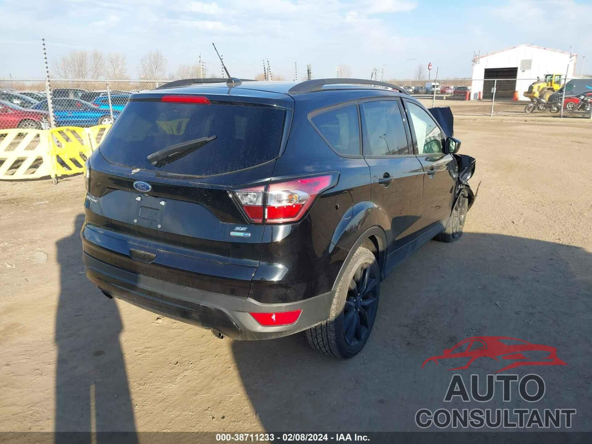 FORD ESCAPE 2018 - 1FMCU9GD8JUD08246