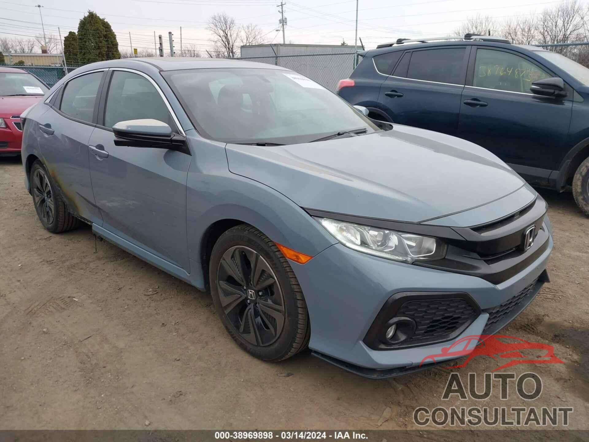 HONDA CIVIC 2018 - SHHFK7H57JU209217