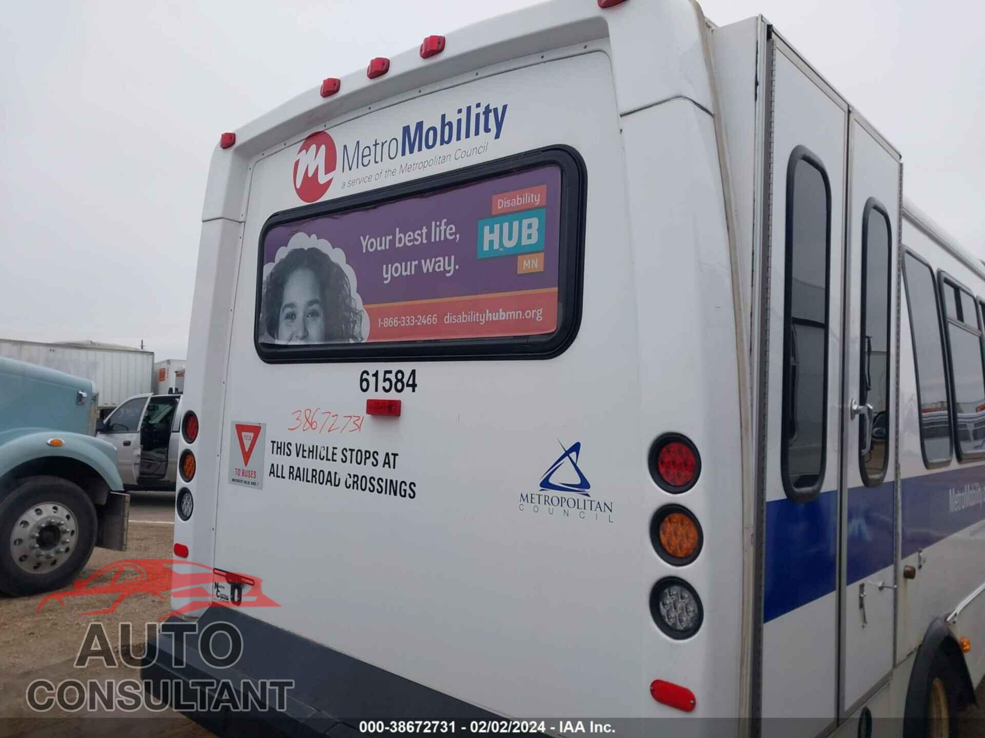 FORD E-450 CUTAWAY 2017 - 1FDFE4FS2HDC33597