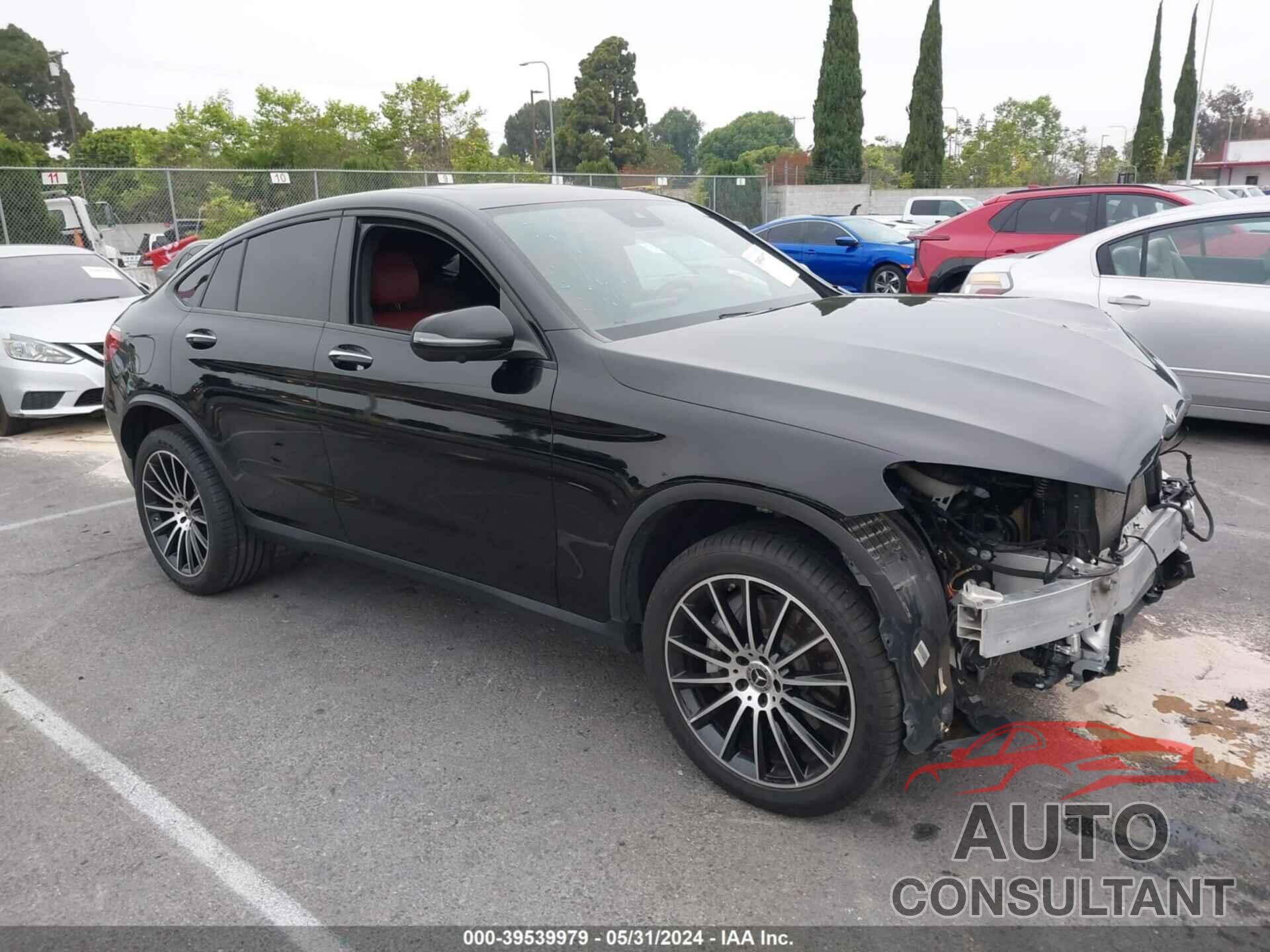 MERCEDES-BENZ GLC 300 2022 - W1N0J8EB4NG043835