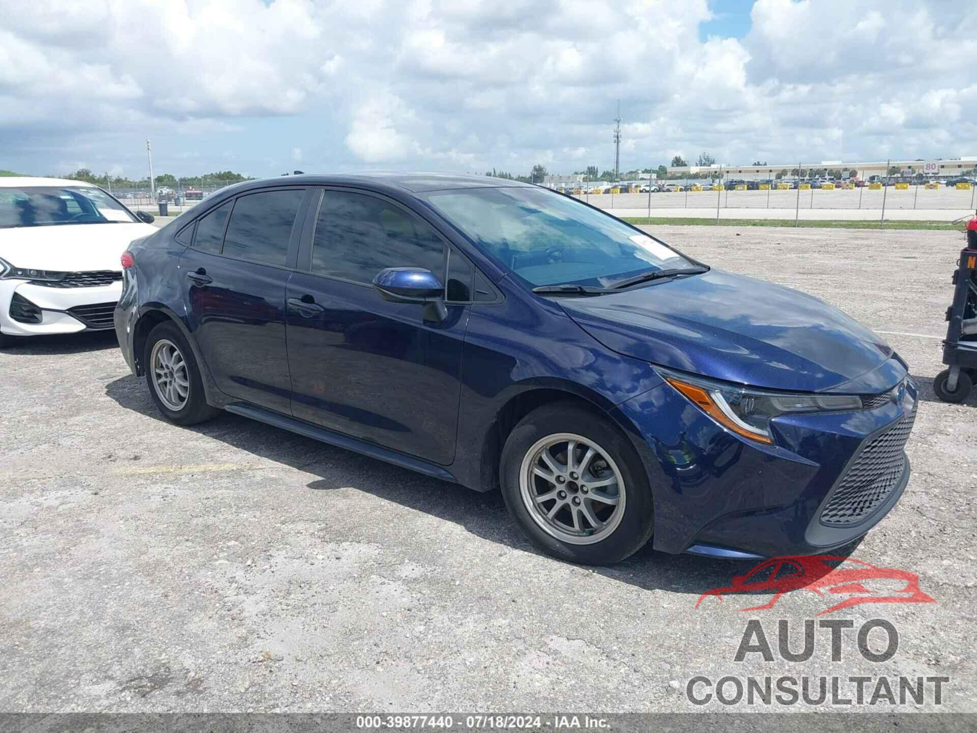TOYOTA COROLLA 2022 - JTDEAMDE5NJ044870