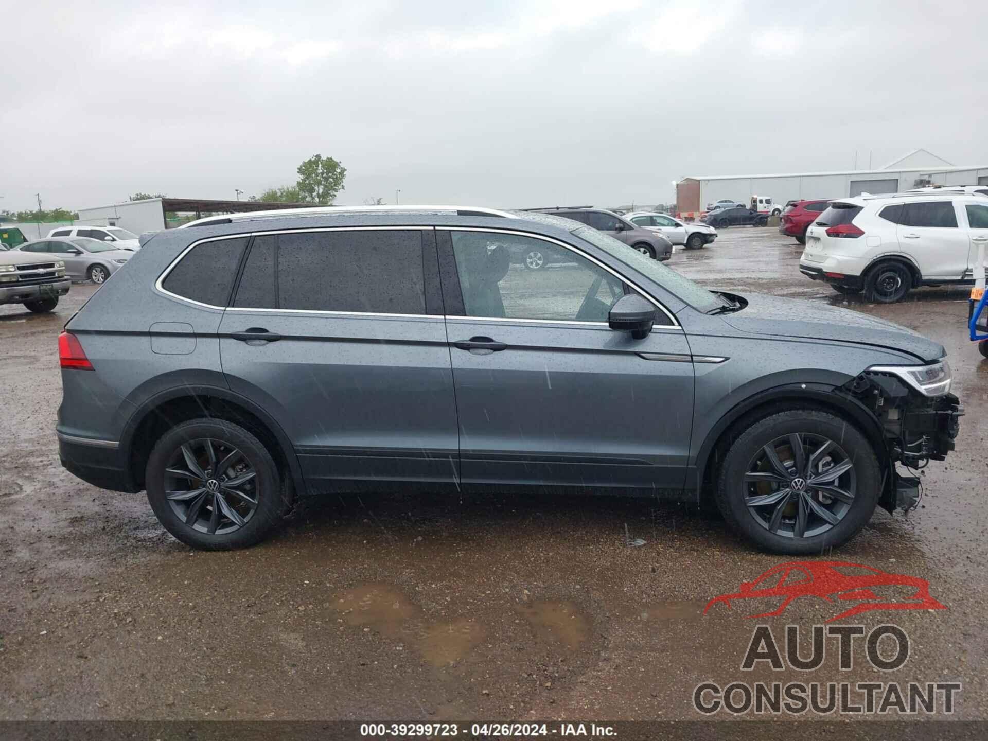 VOLKSWAGEN TIGUAN 2022 - 3VV3B7AX0NM141135