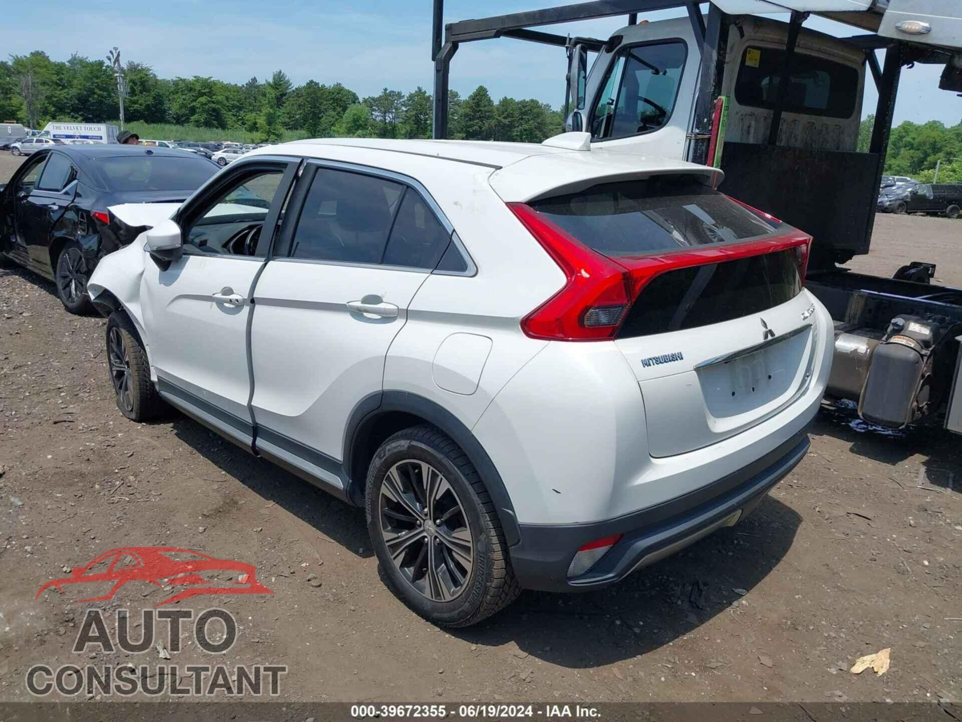 MITSUBISHI ECLIPSE CROSS 2018 - JA4AT5AA7JZ070117